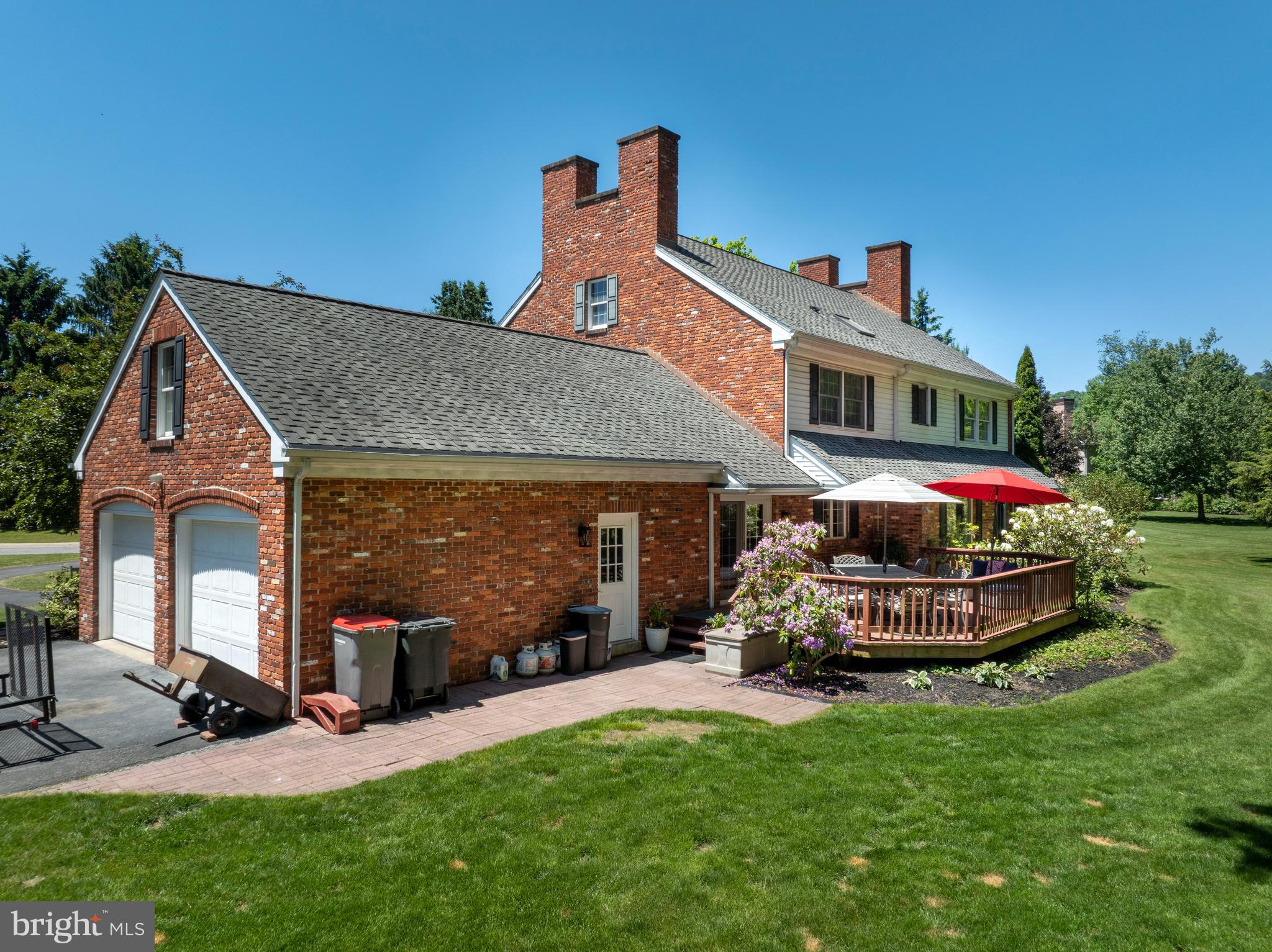 GRAYS WOODS - Residential
