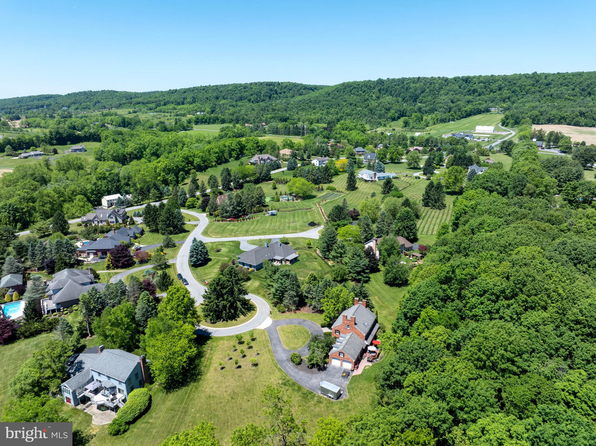 GRAYS WOODS - Residential