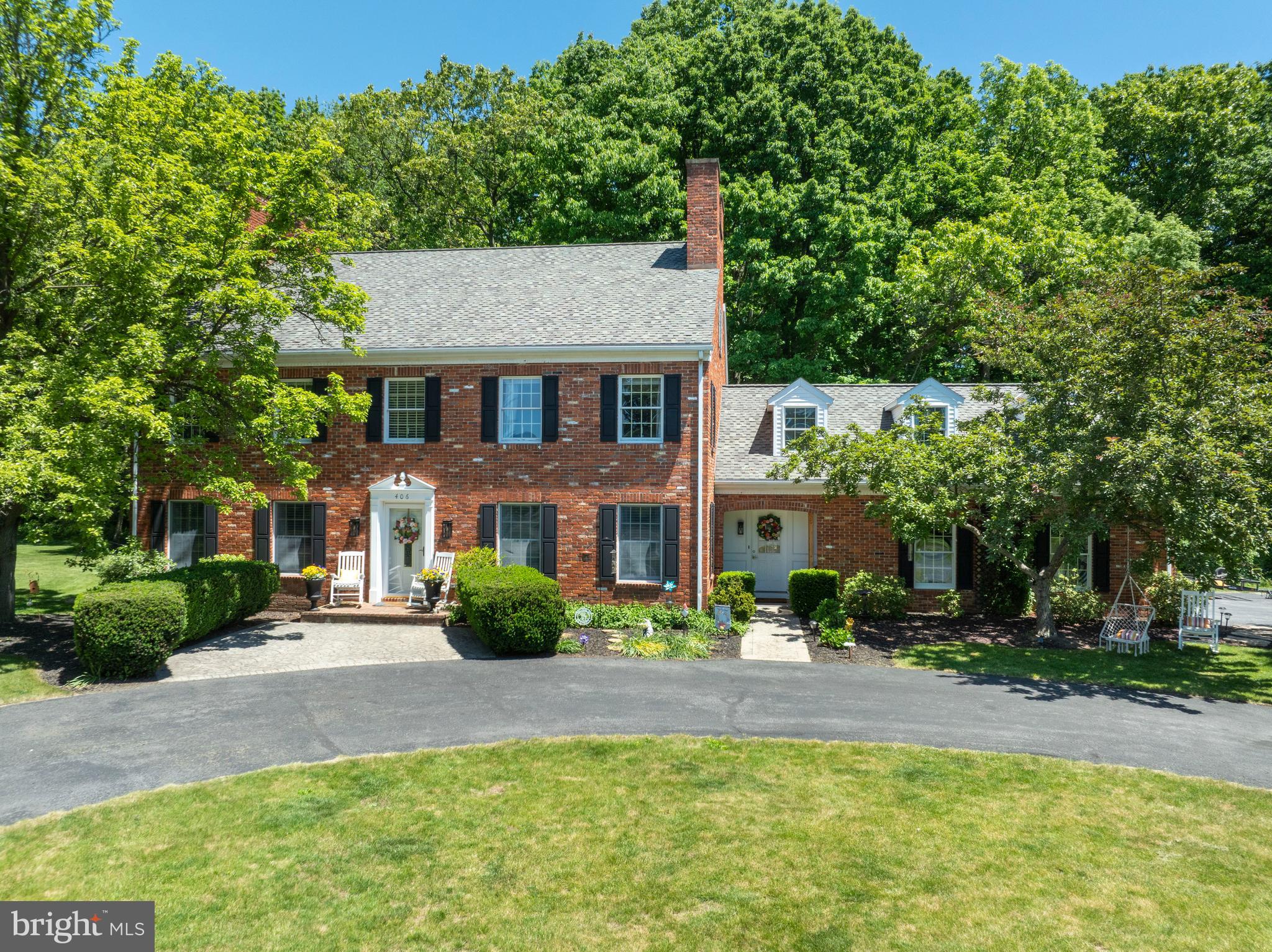 GRAYS WOODS - Residential