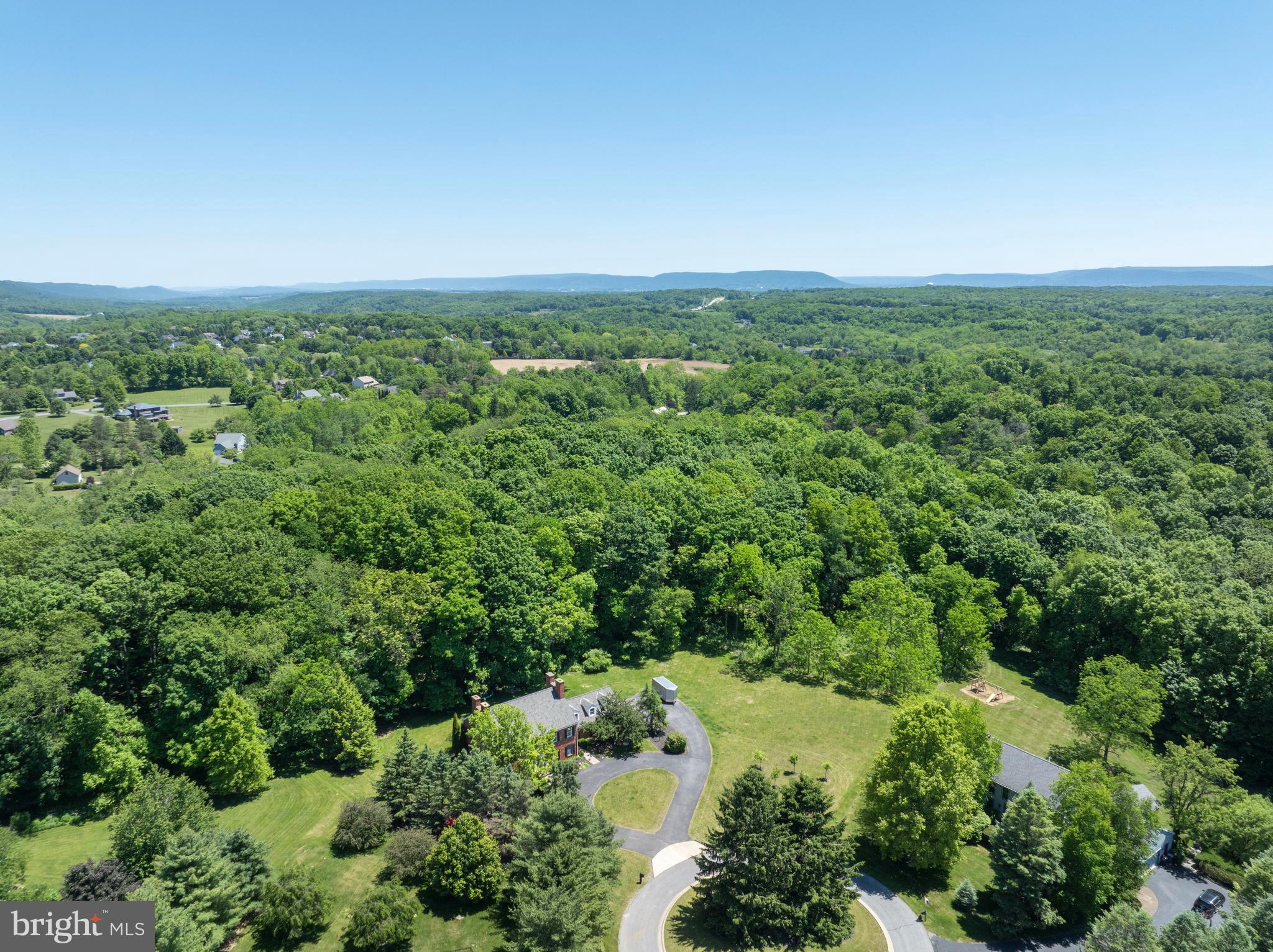 GRAYS WOODS - Residential