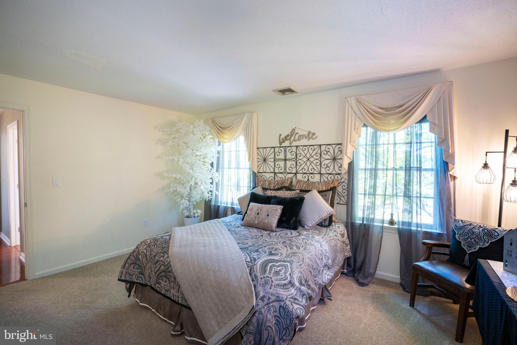 GRAYS WOODS - Residential