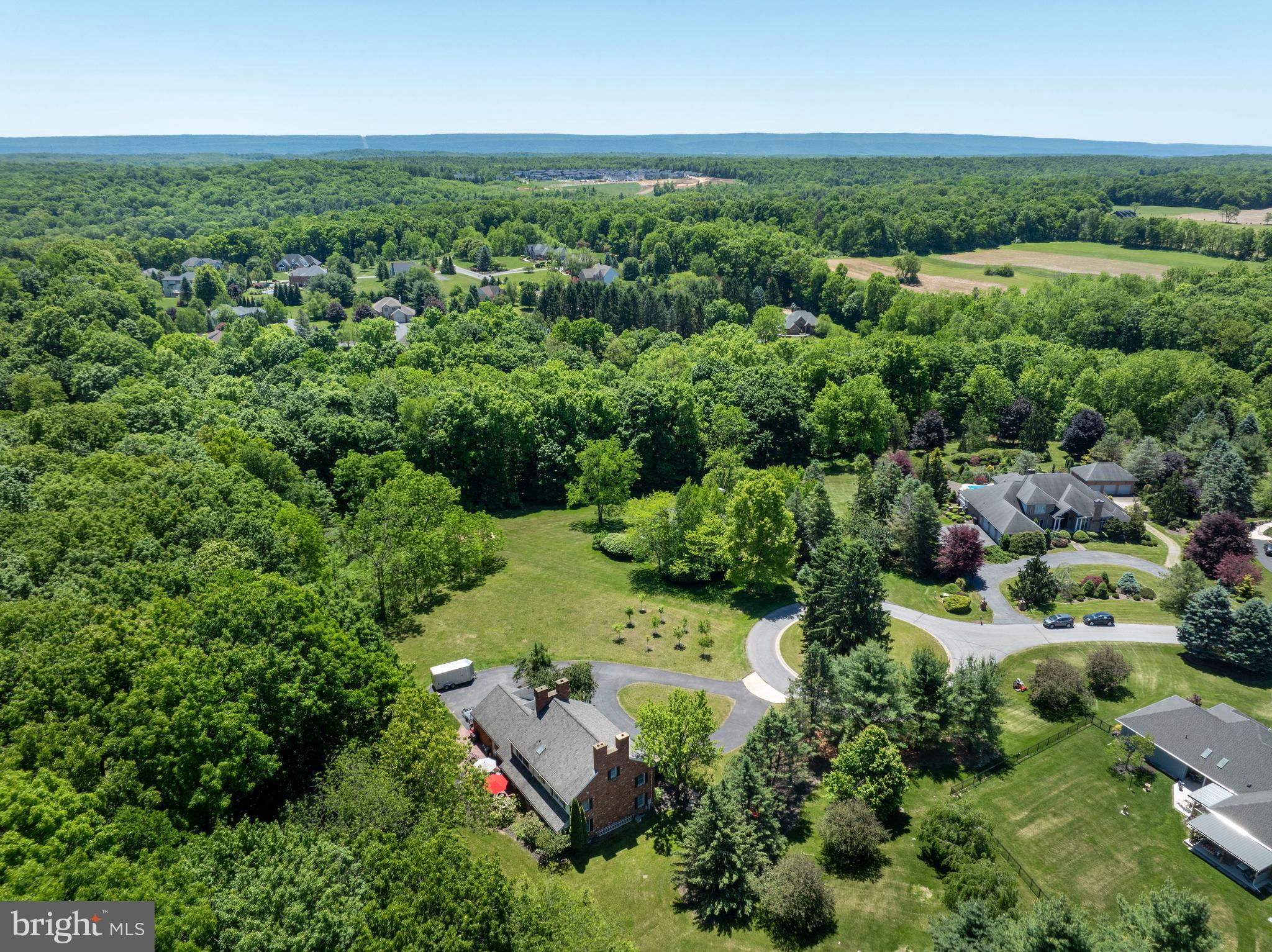 GRAYS WOODS - Residential