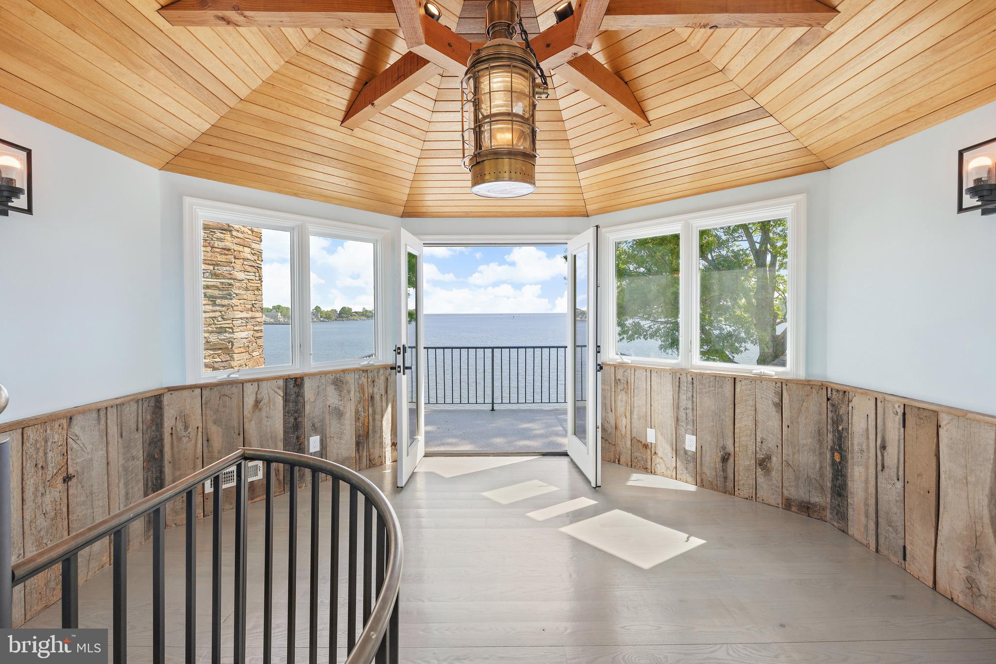 POPLAR RIDGE - Residential