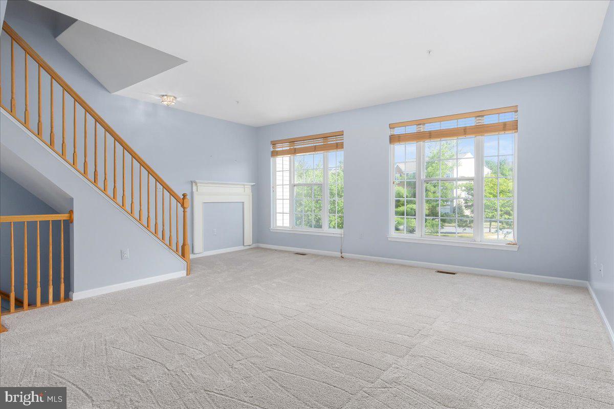 WHITTIER POND - Residential