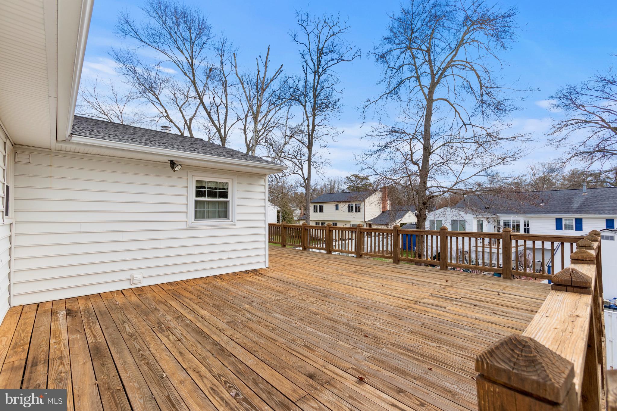 CHALET WOODS - Residential Lease