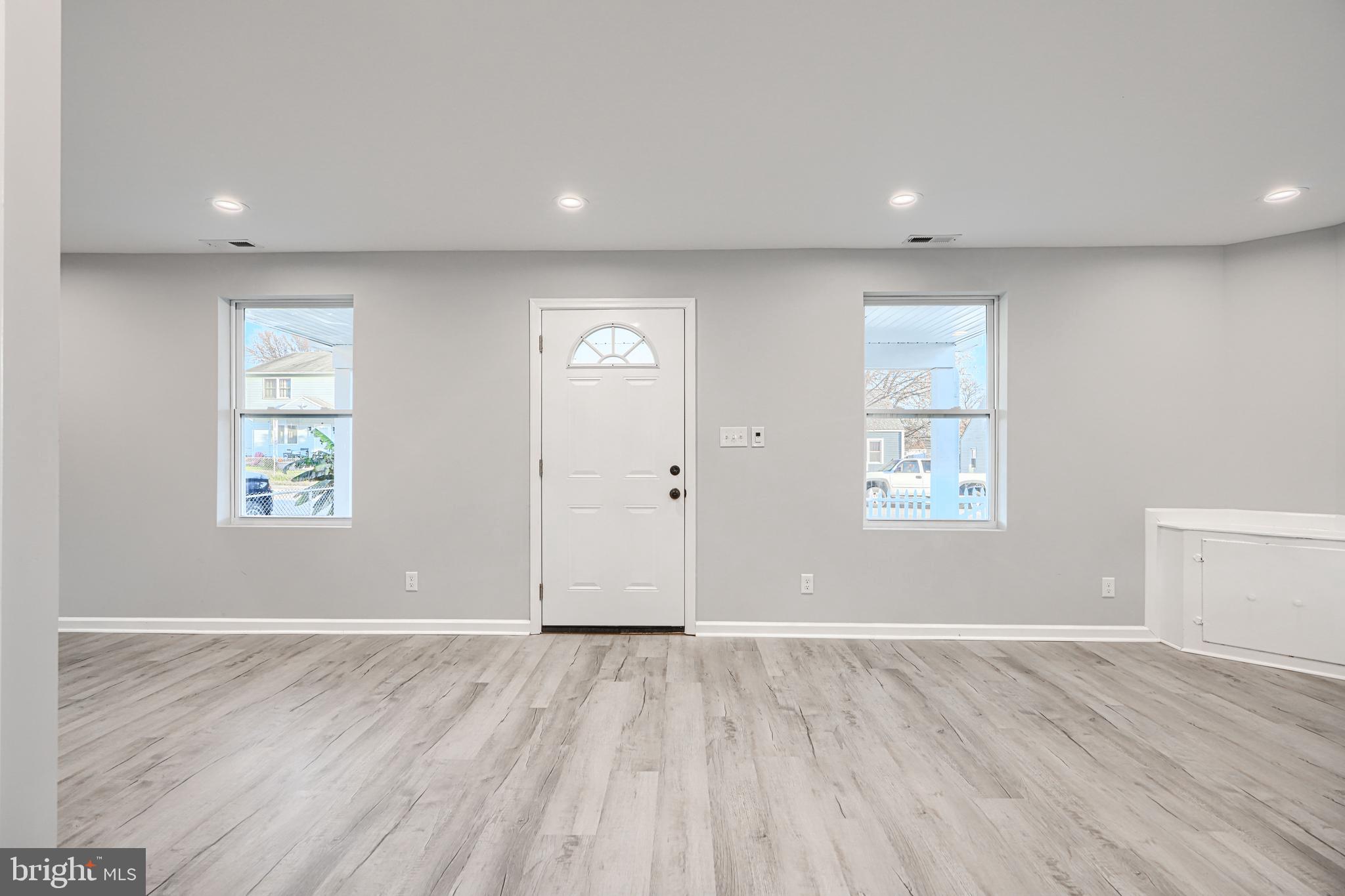ESSEX - Residential