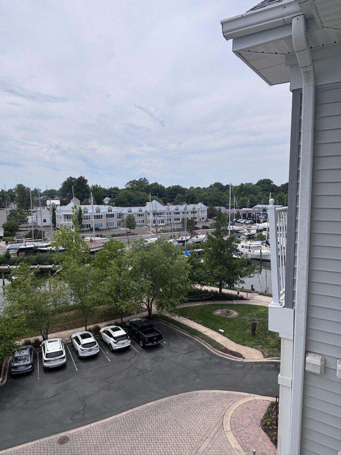 DEEP HARBOR - Residential