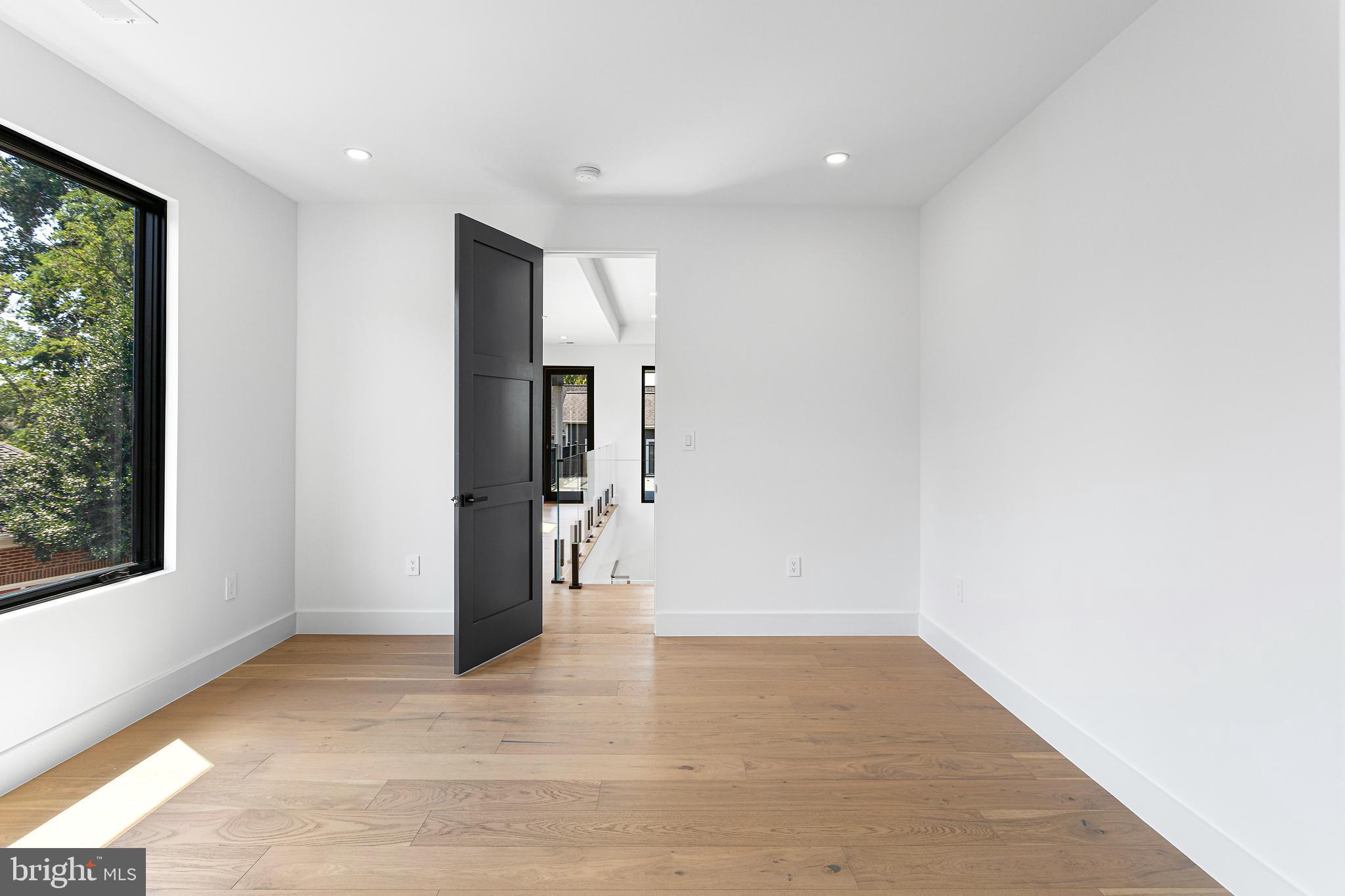 LEWINSVILLE - Residential