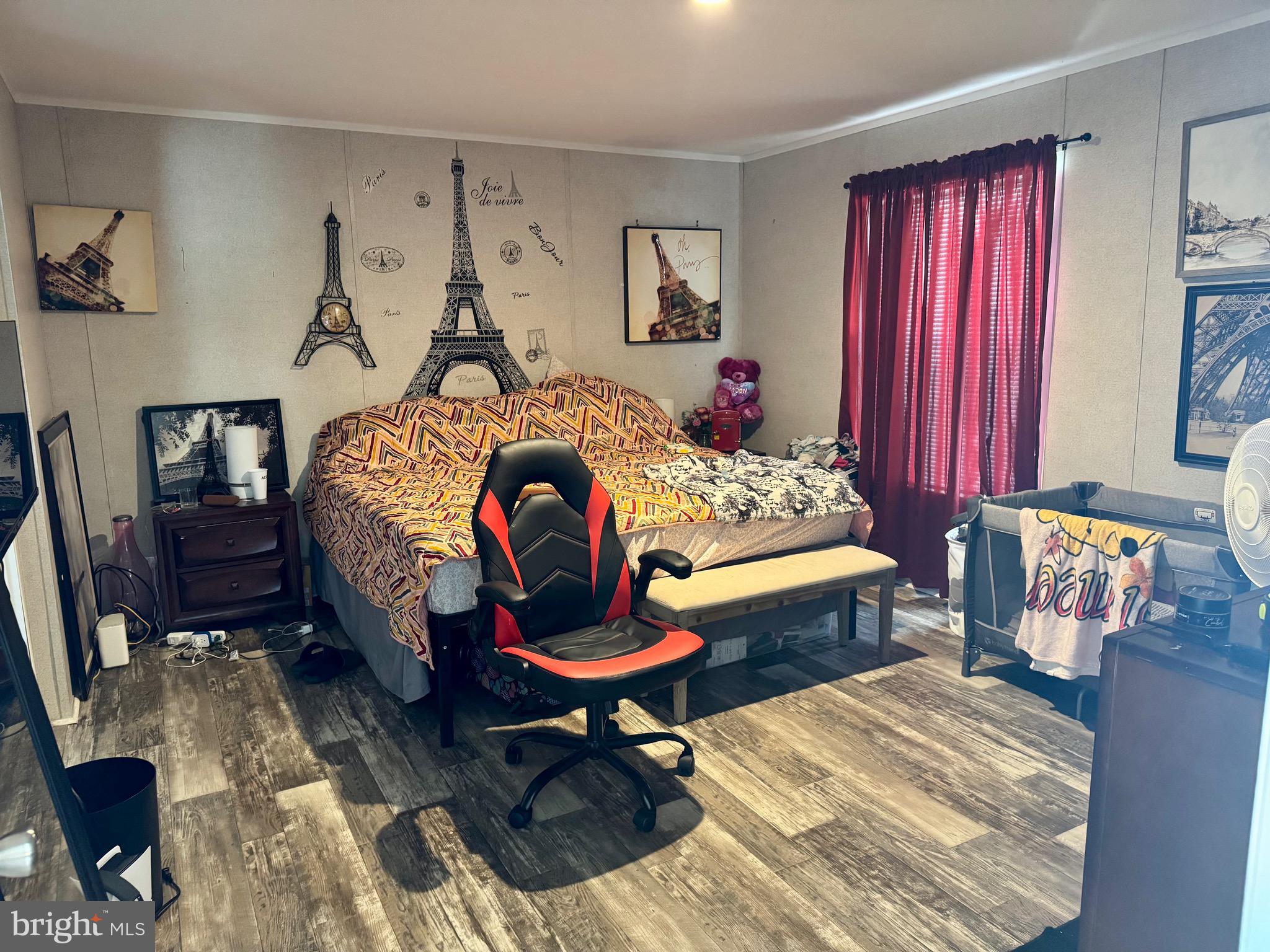 ROYAL CREST ESTATES - Residential
