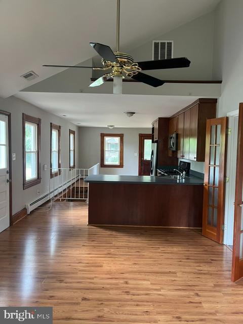 MILLERSVILLE - Residential