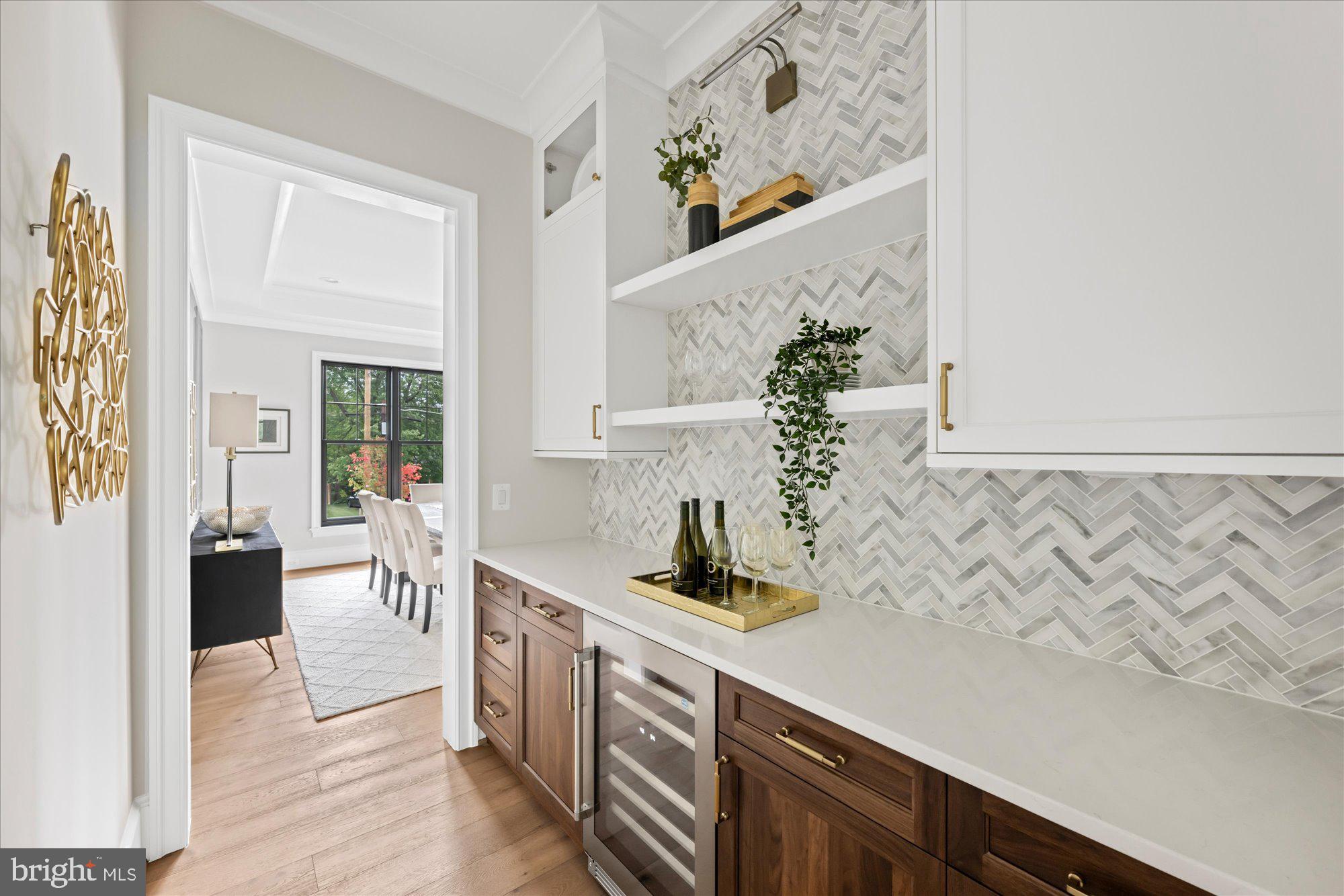 KENT GARDENS - Residential