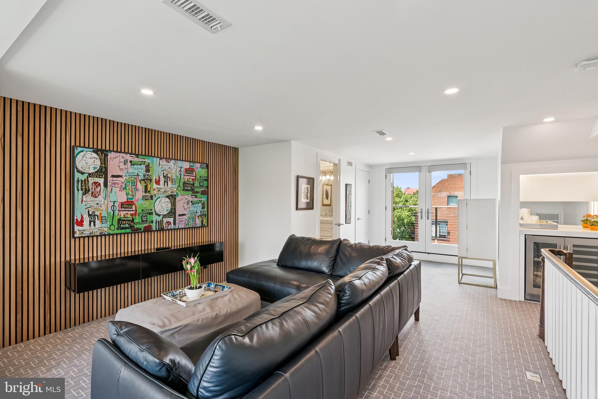 OLD TOWN ALEXANDRIA - Residential