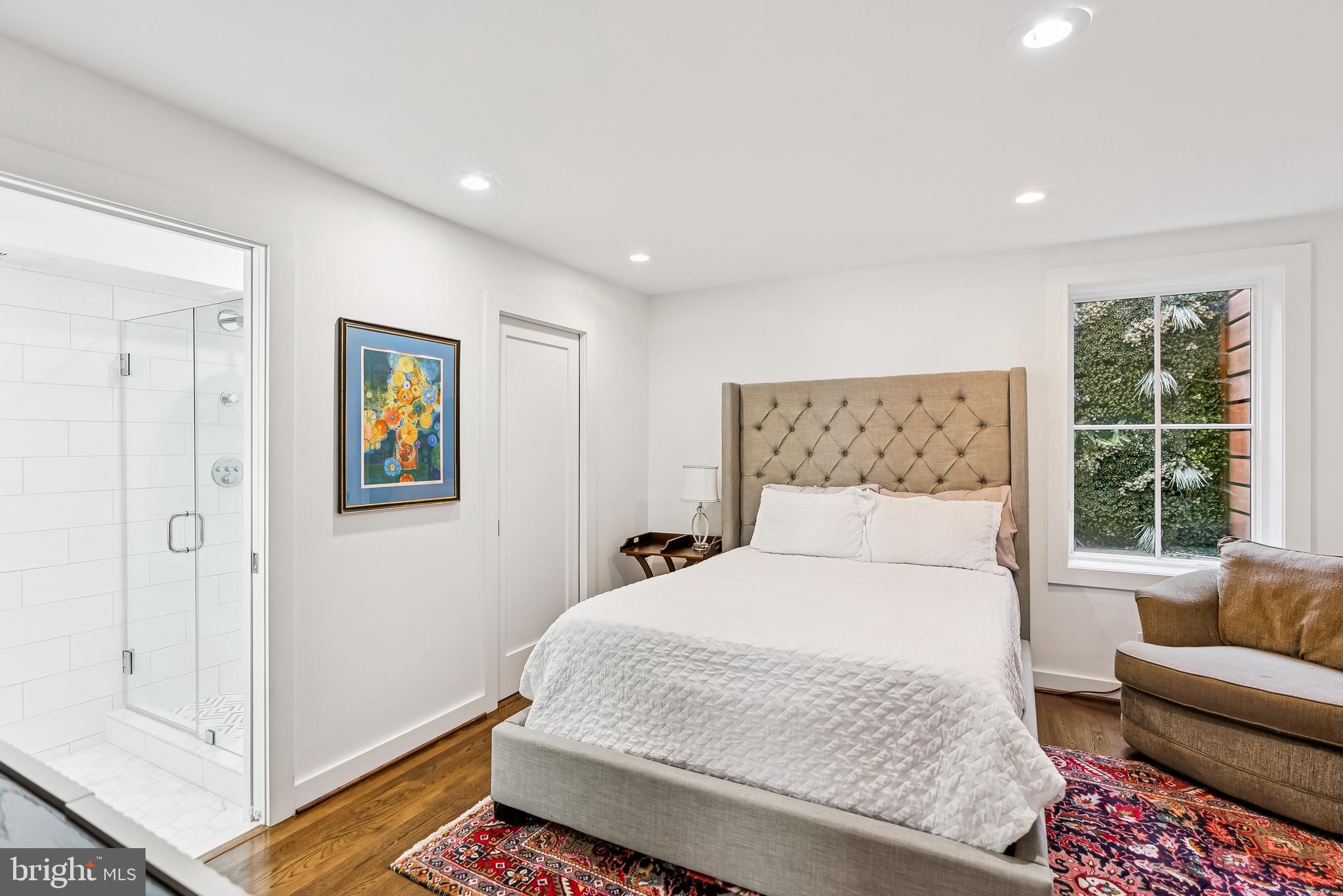OLD TOWN ALEXANDRIA - Residential