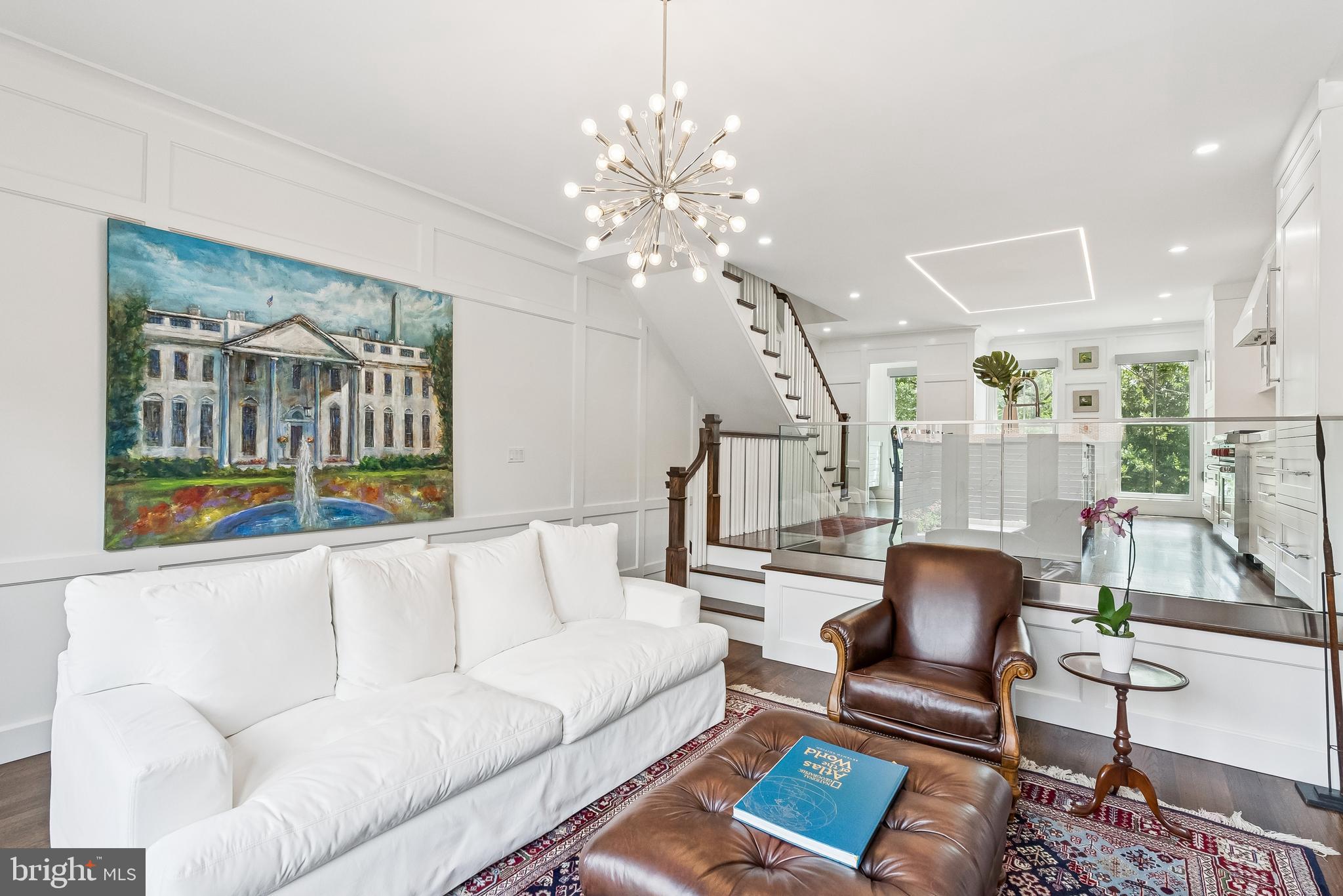 OLD TOWN ALEXANDRIA - Residential