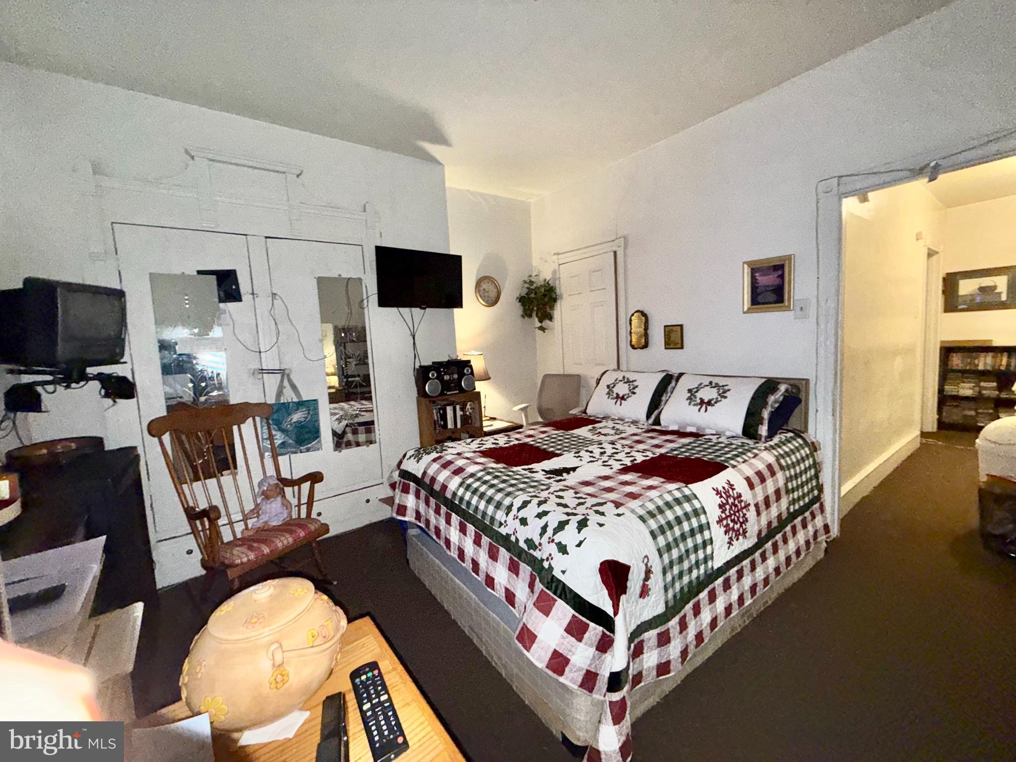 KENSINGTON - Residential