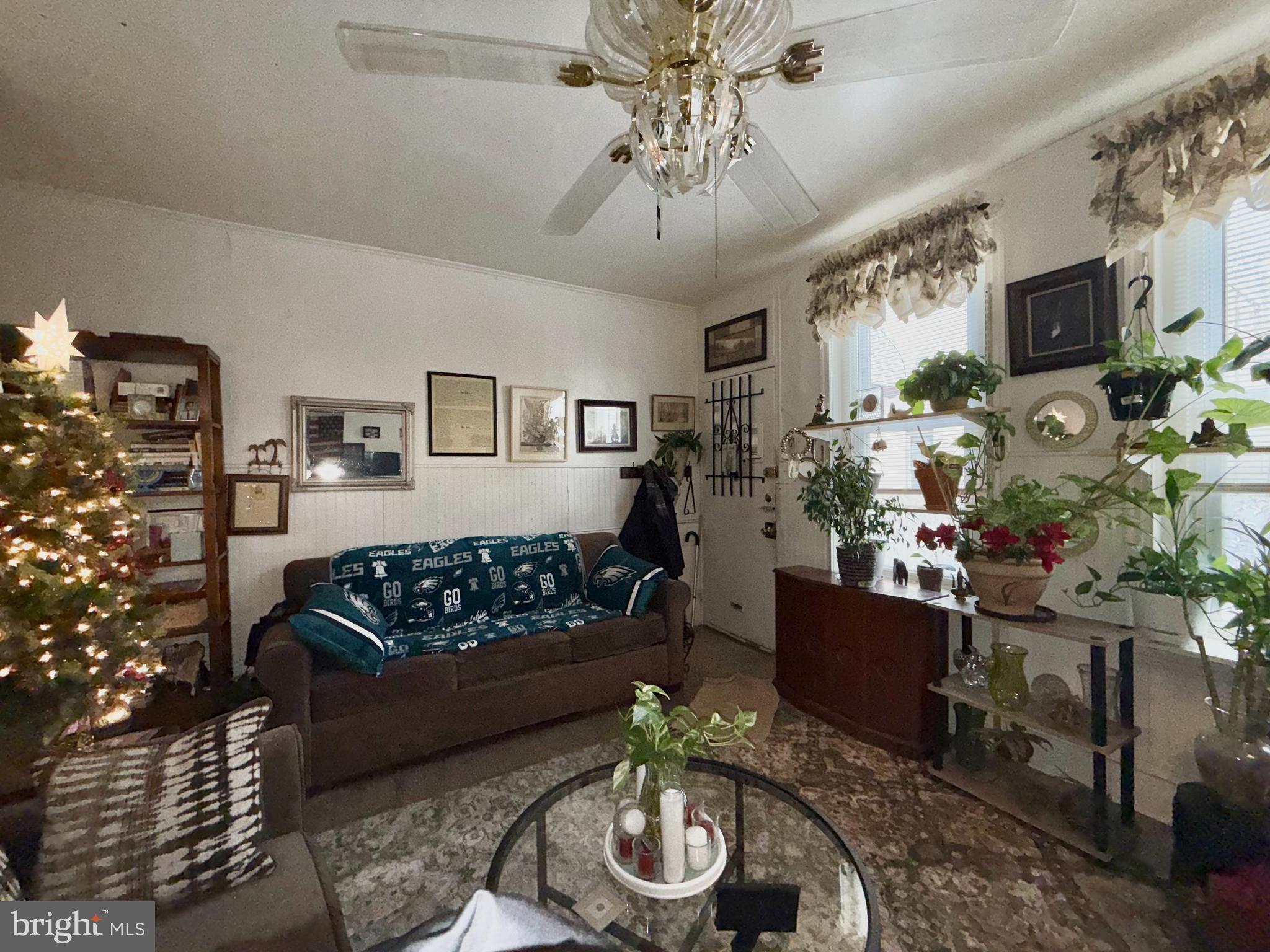 KENSINGTON - Residential