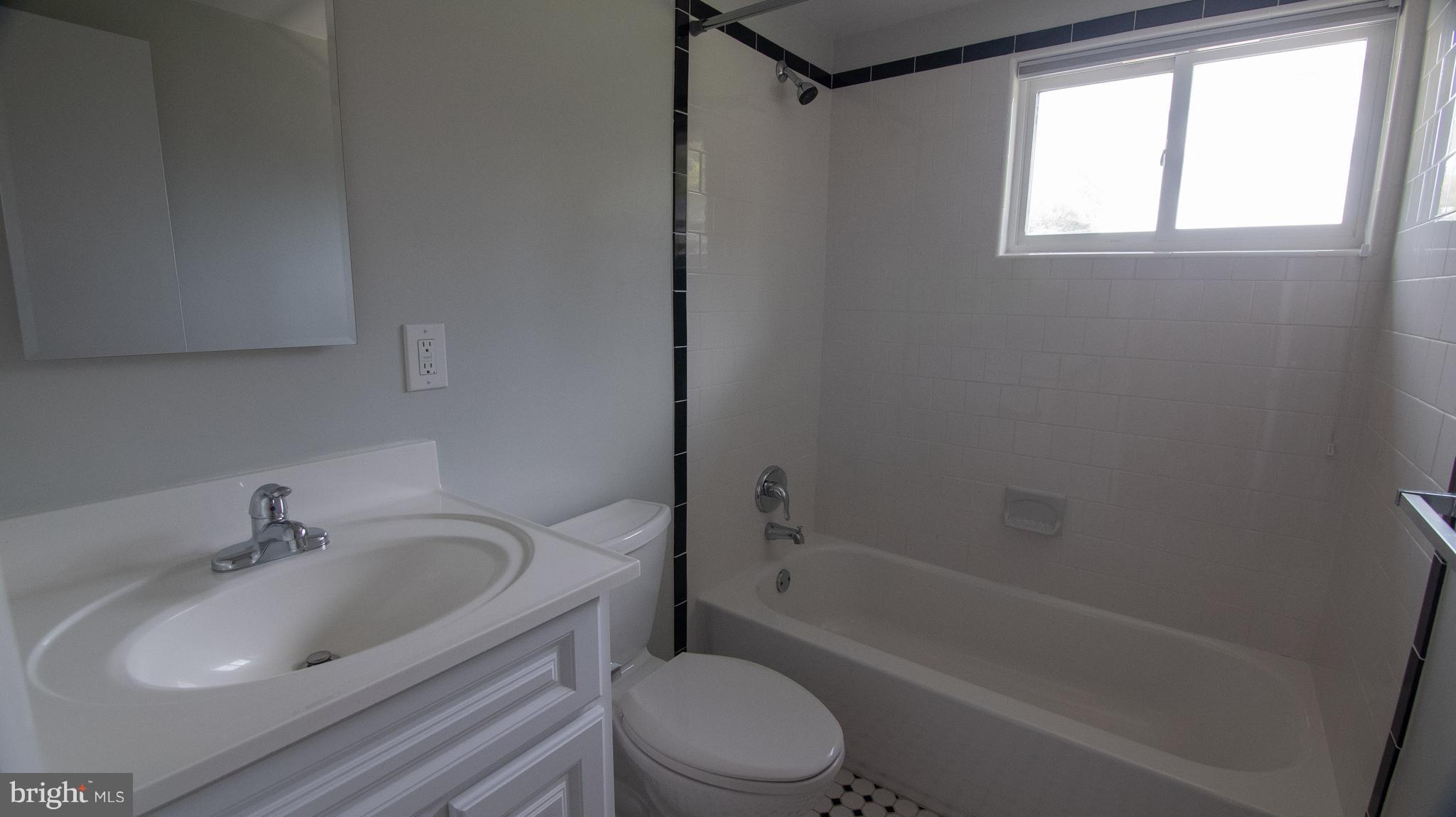 CEDARCREST - Residential Lease