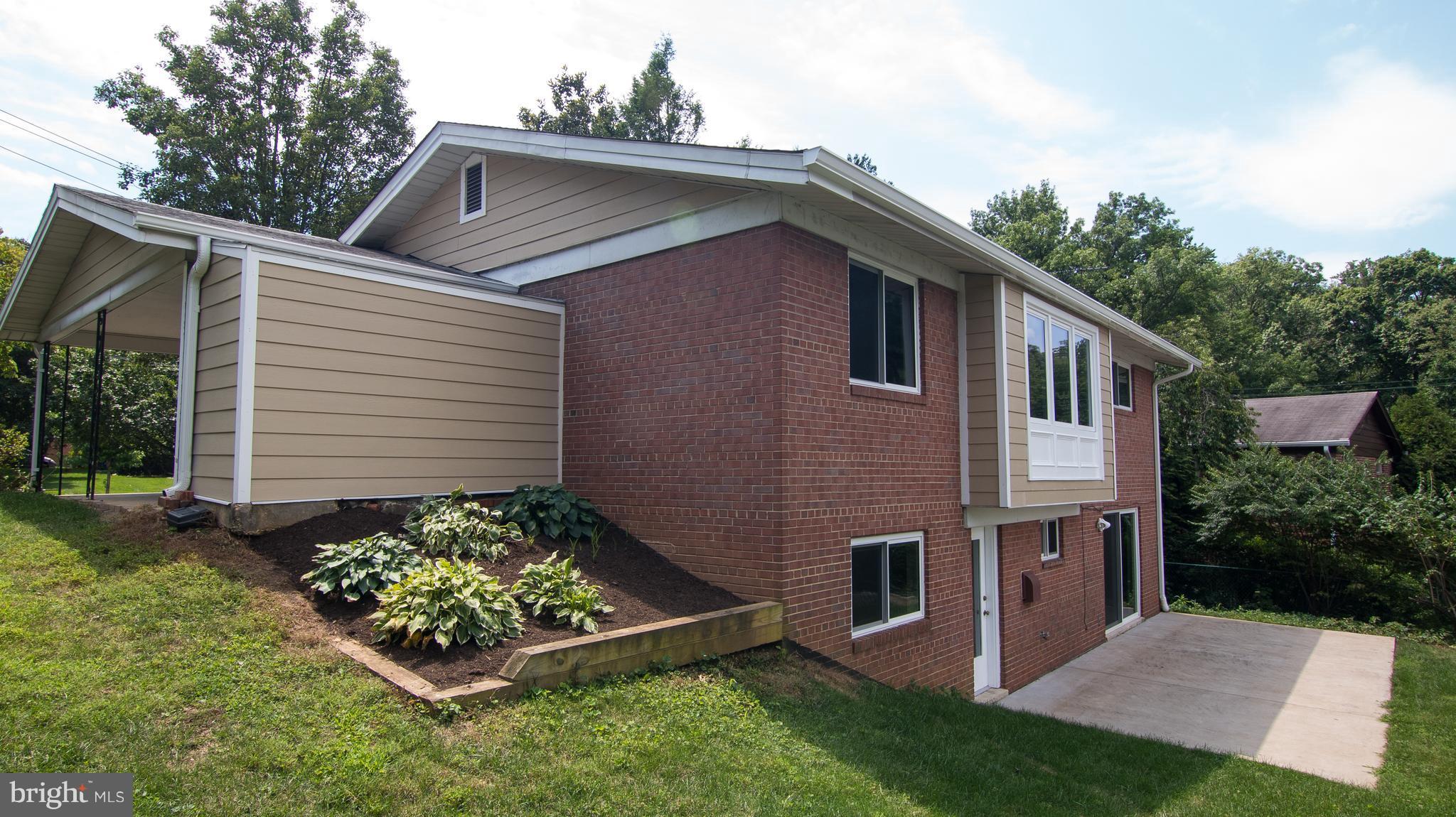 CEDARCREST - Residential Lease