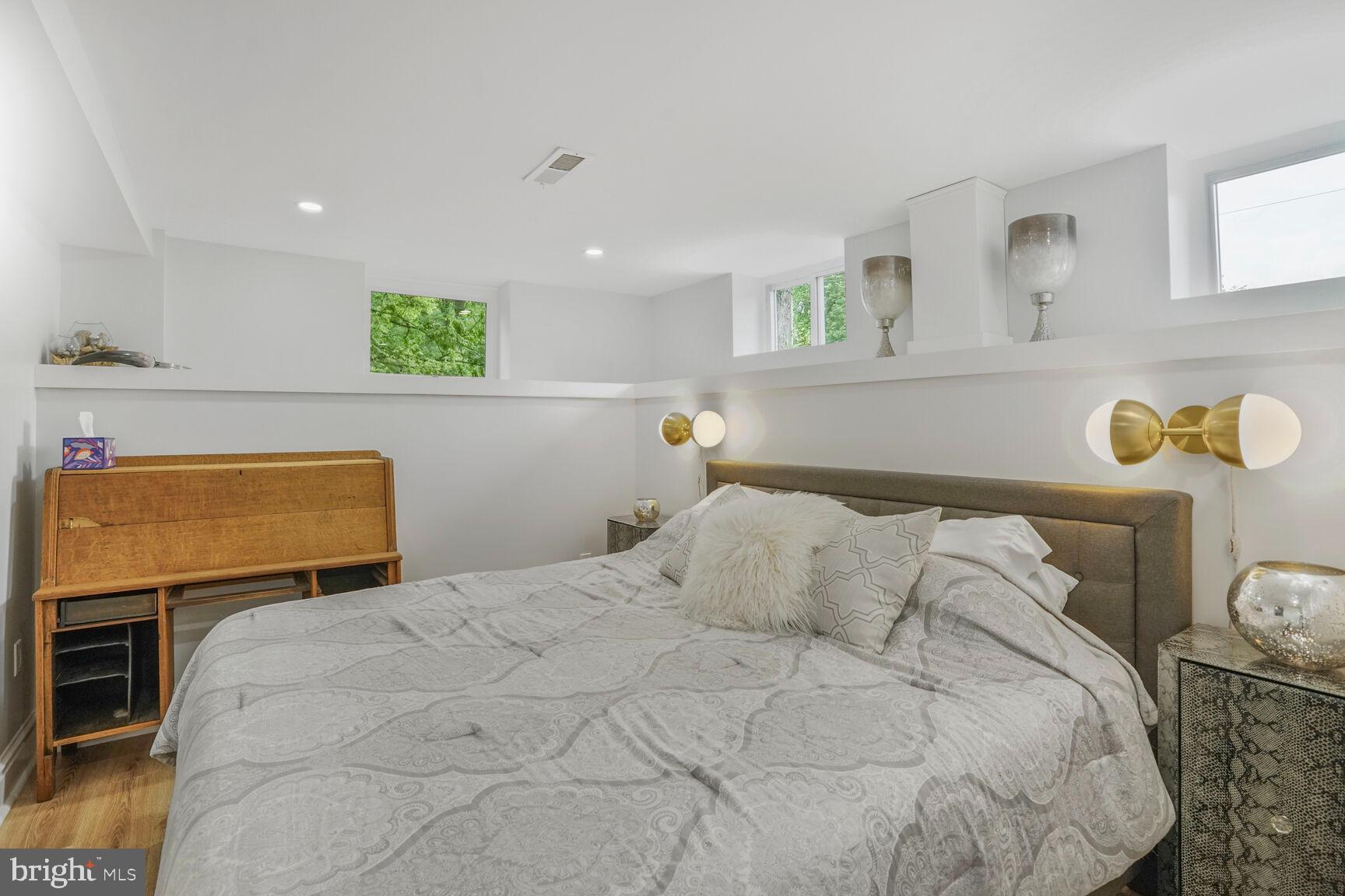 PUTNAM HILL - Residential Lease