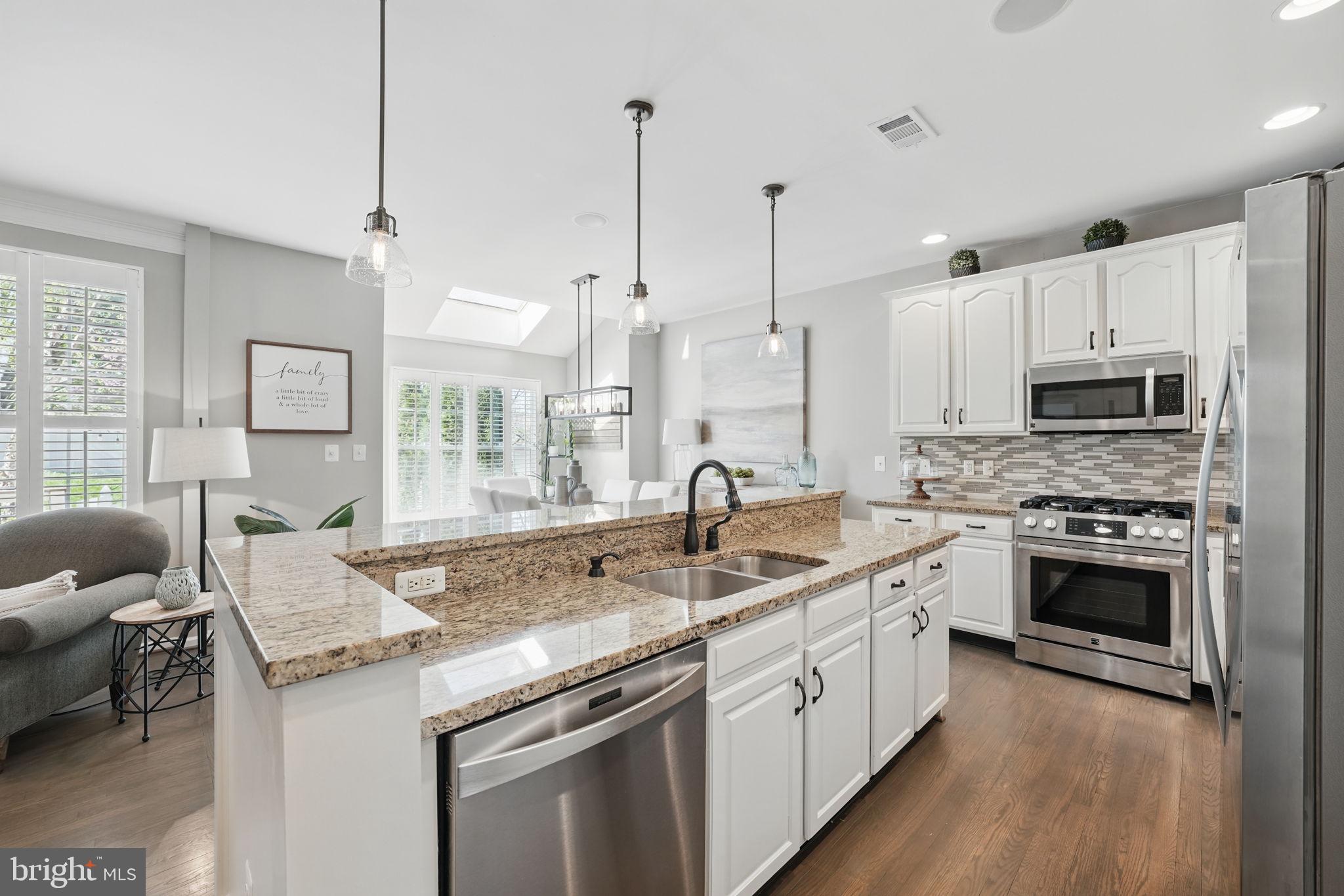BELMONT COUNTRY CLUB - Residential