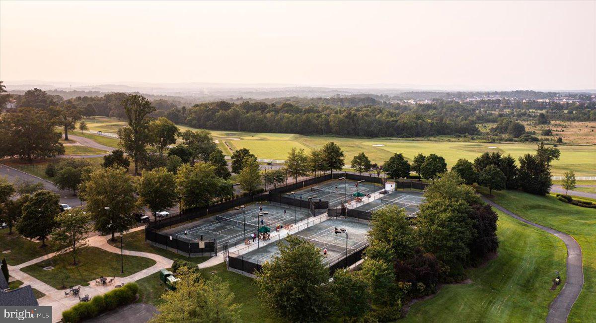 BELMONT COUNTRY CLUB - Residential