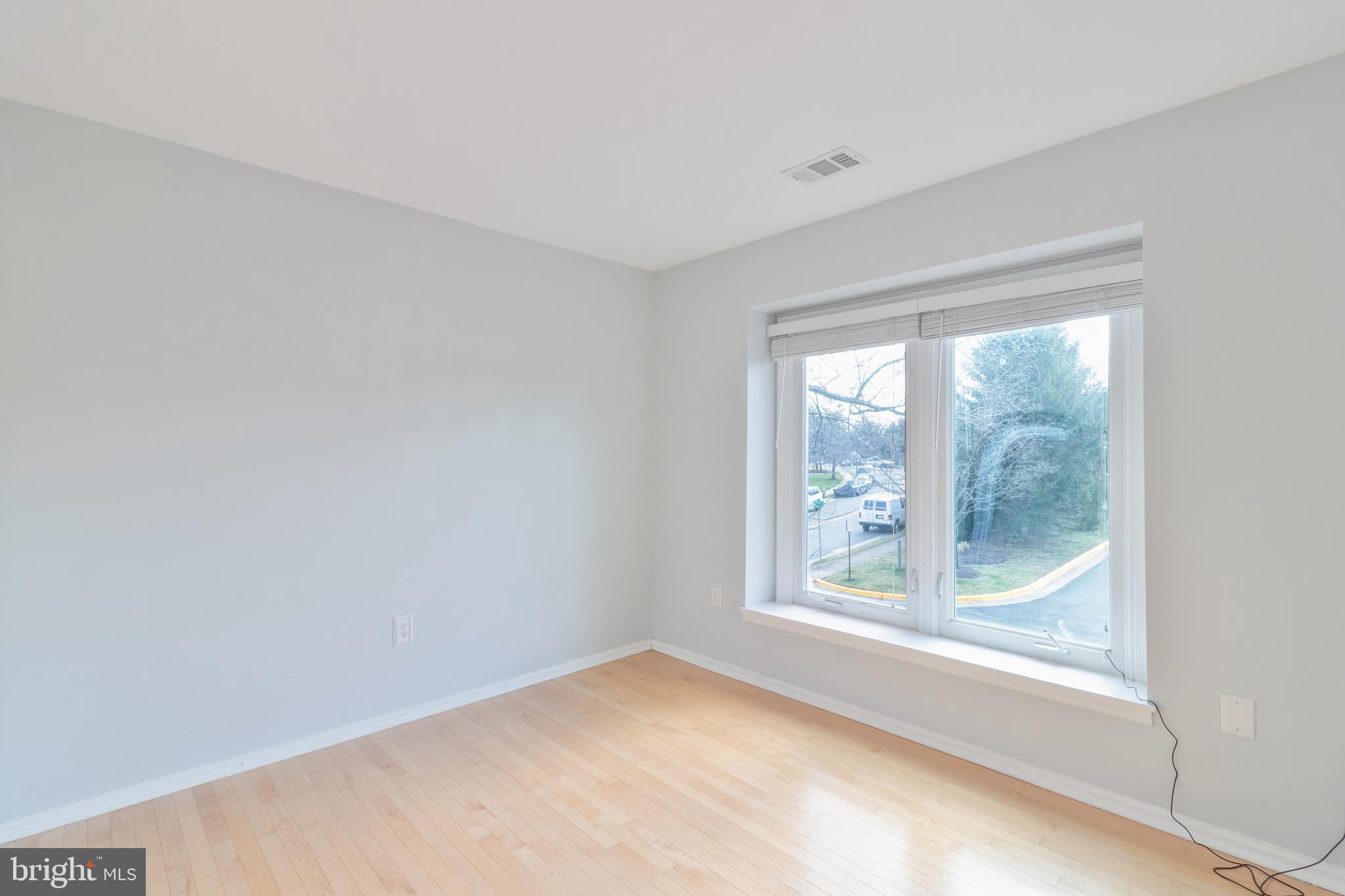 POTOMAC FAIRWAYS - Residential