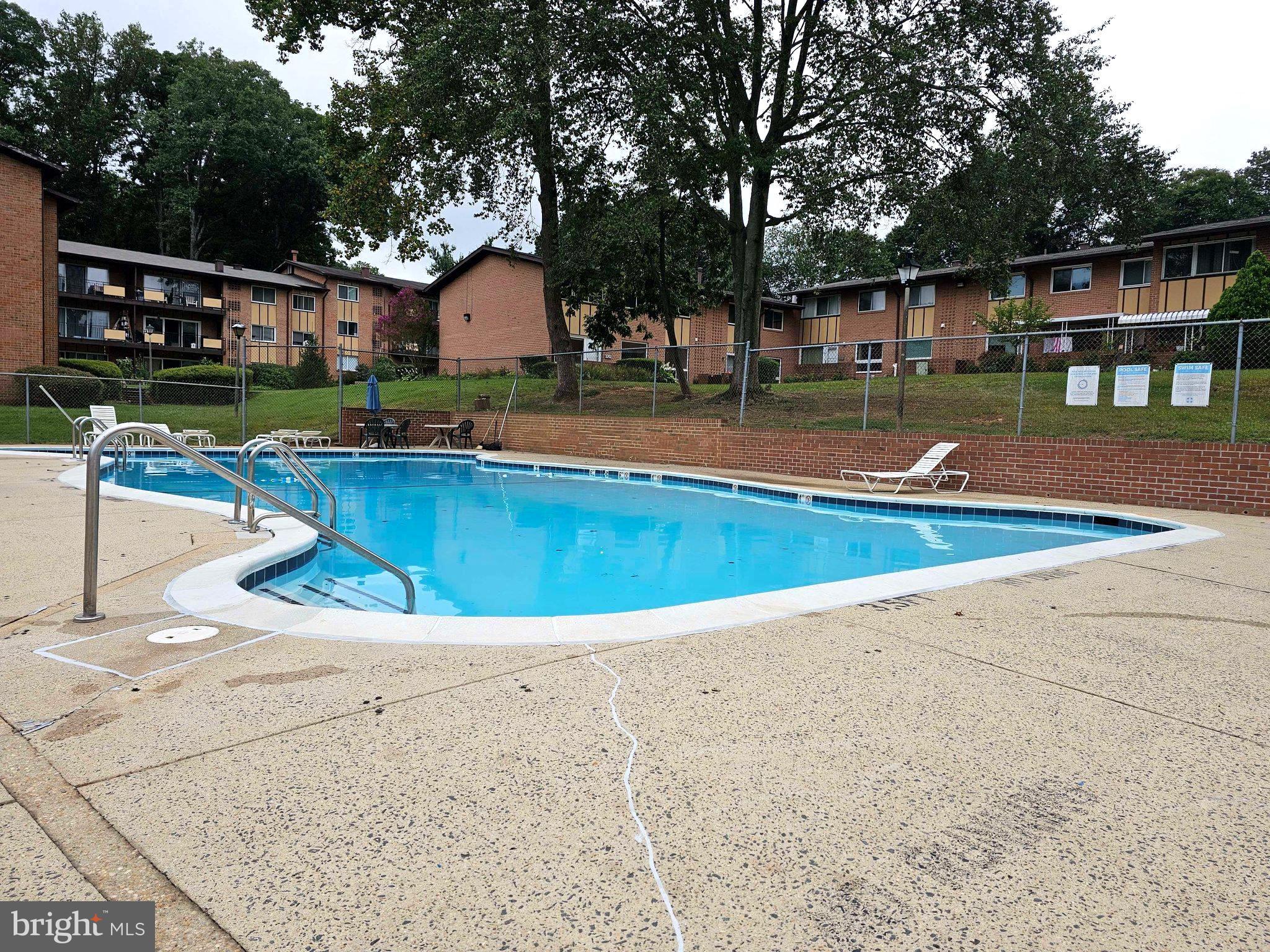MOSBY WOODS GARDEN - Residential