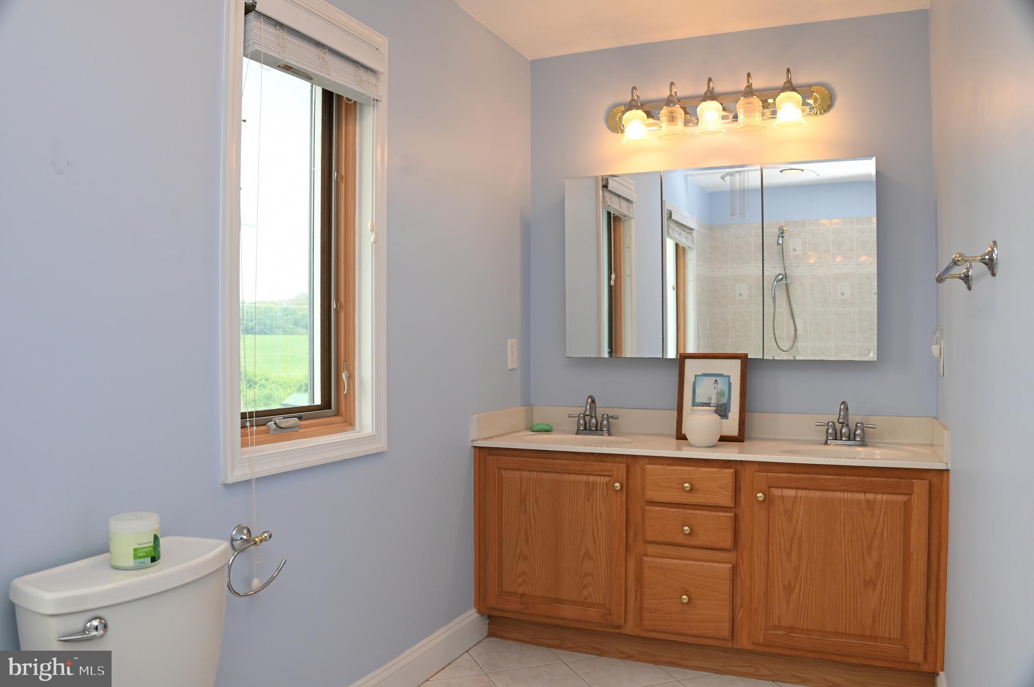 BARNESVILLE OUTSIDE - Residential