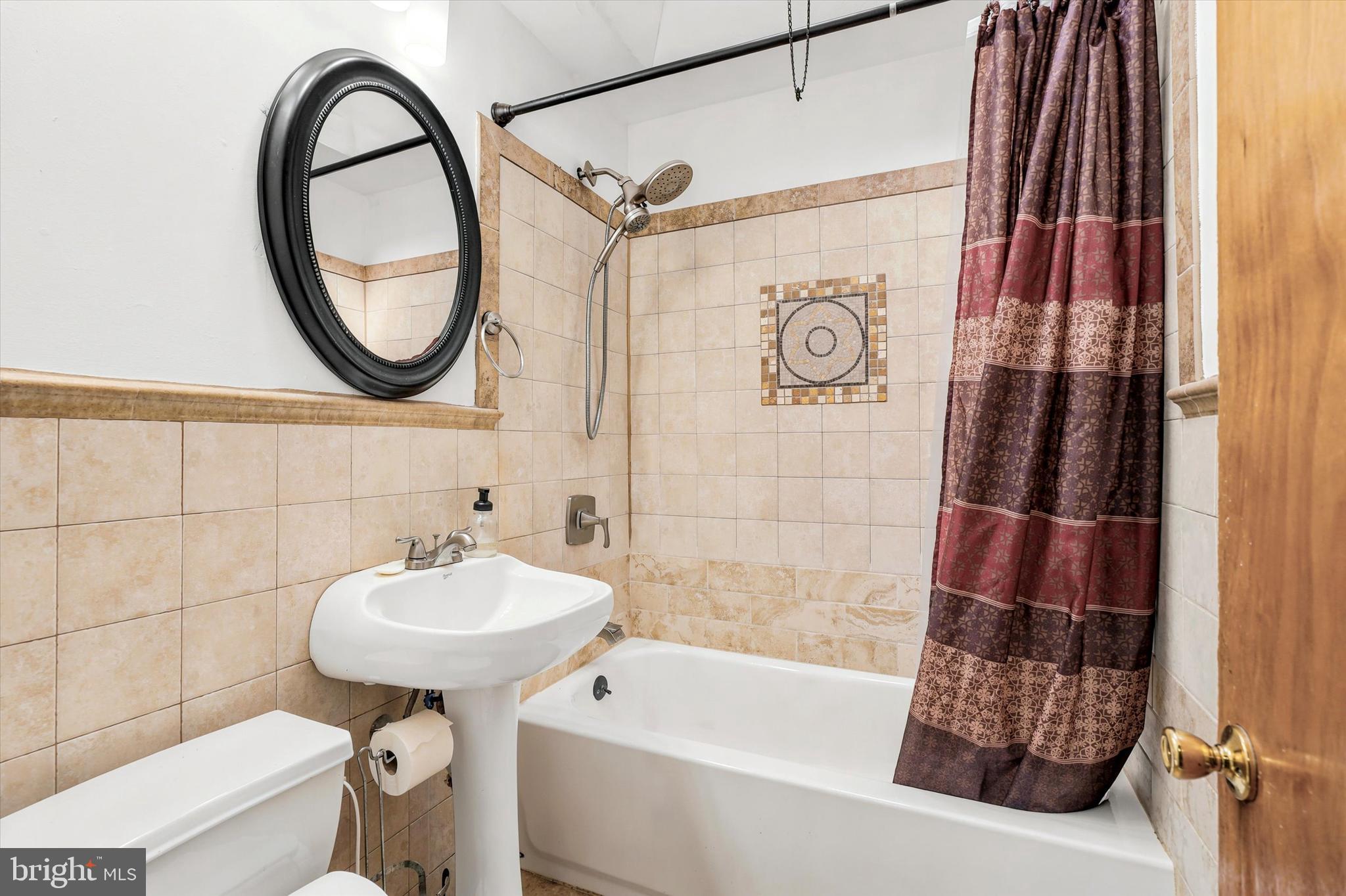 DREXEL HILL - Residential