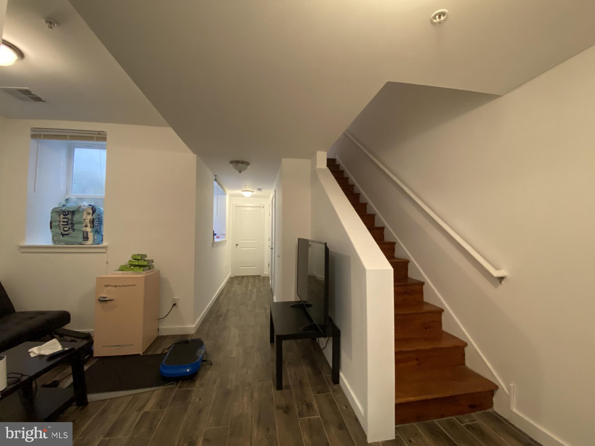 YORKTOWN - Residential Income