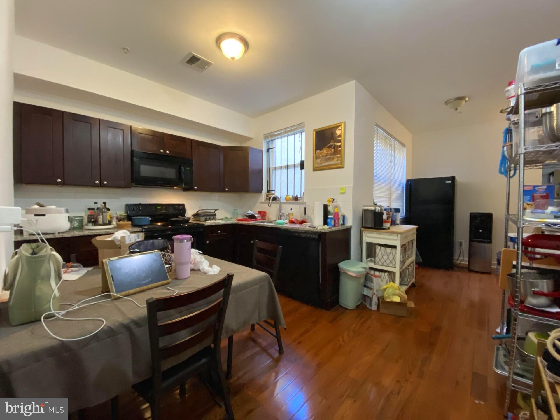 YORKTOWN - Residential Income