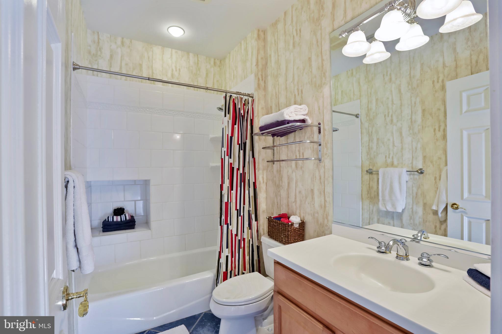 BRYAN POND - Residential