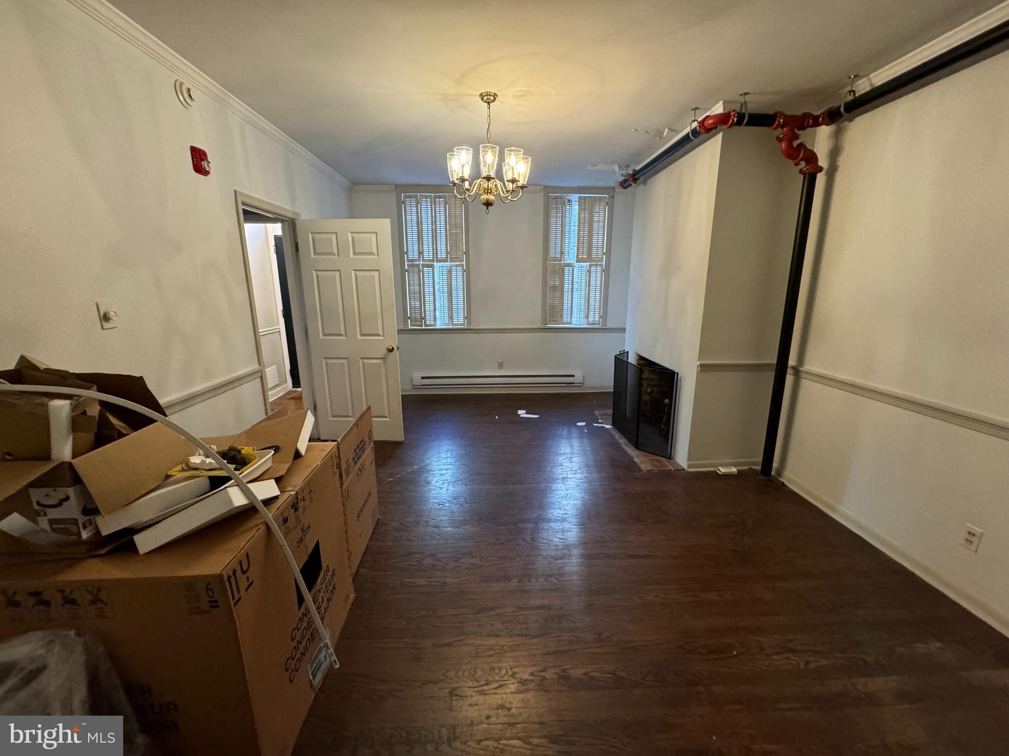 OLD CITY - Commercial Sale