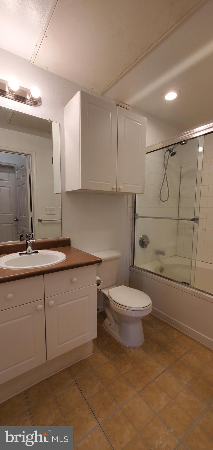 WHITE FLINT STATION - Residential