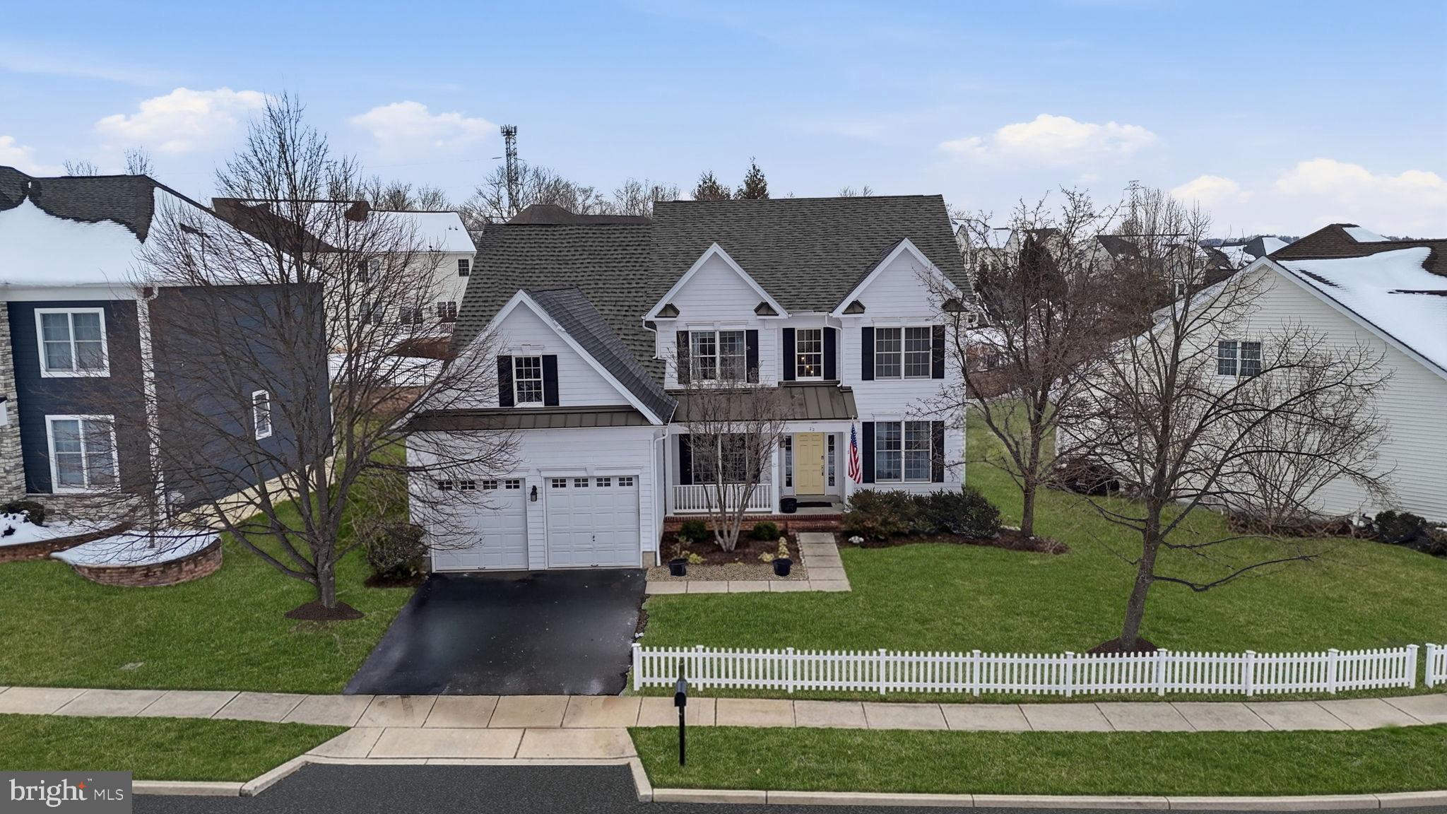OVERLOOK AT NEWTOWN - Residential