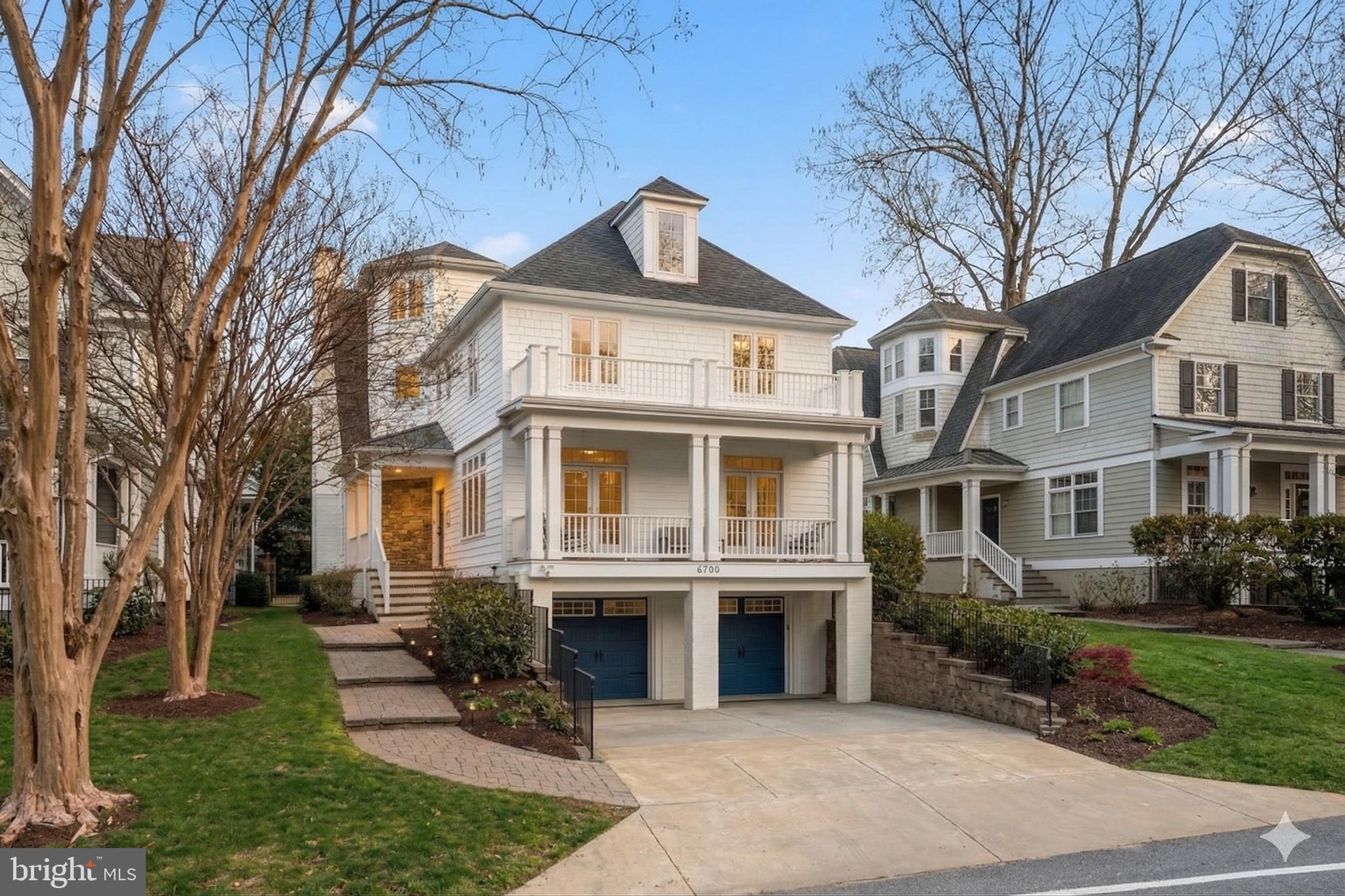 BRADLEY HILLS - Residential