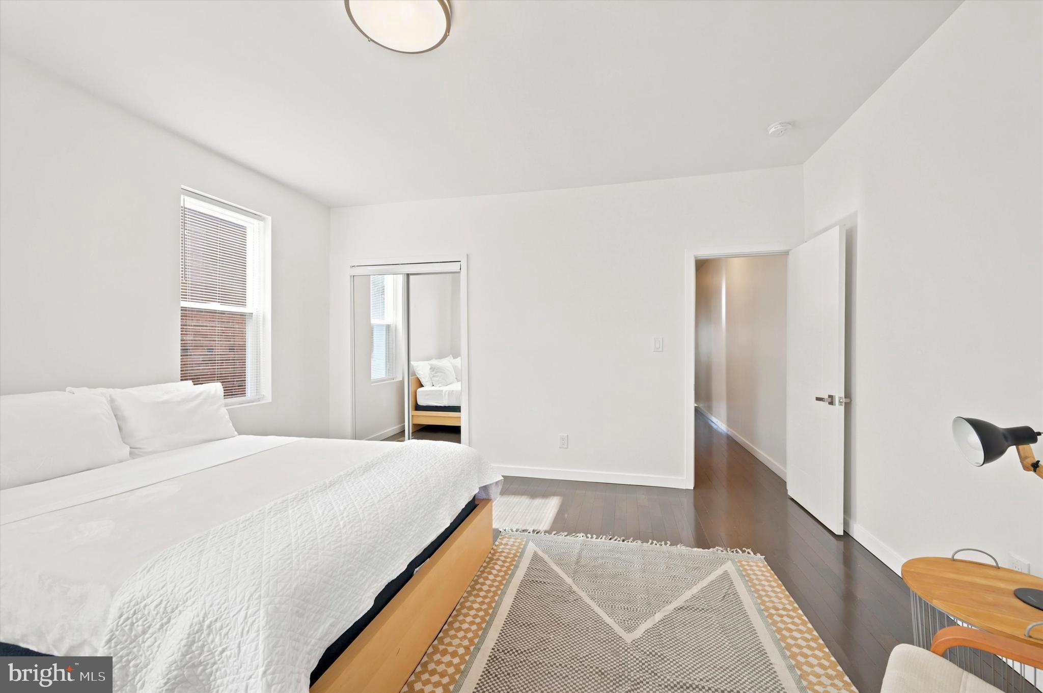GARDEN COURT - Residential