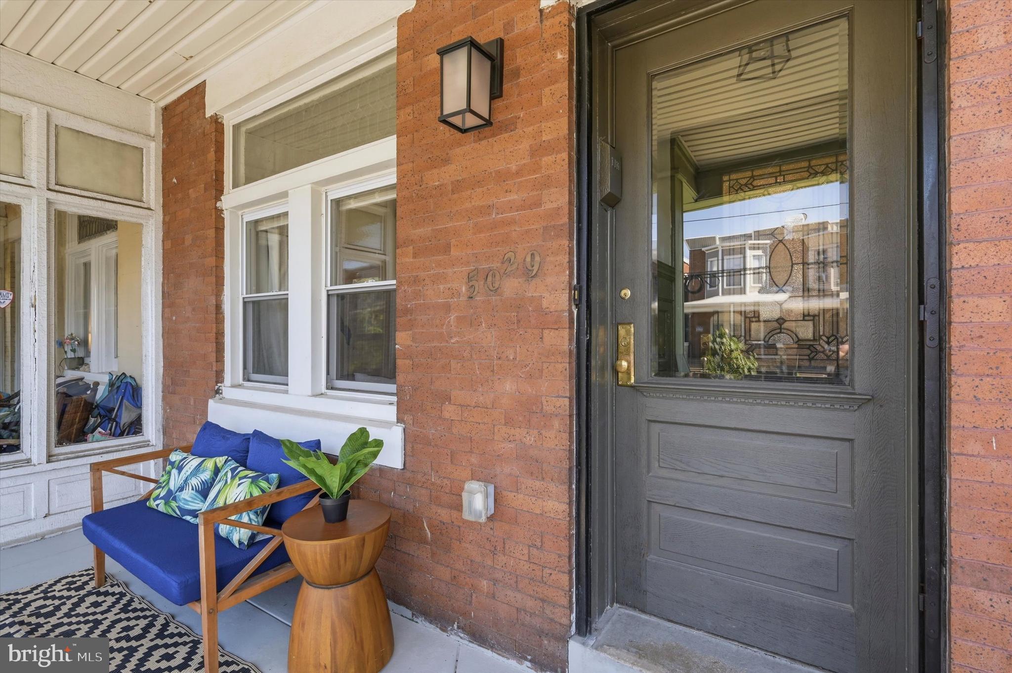 GARDEN COURT - Residential