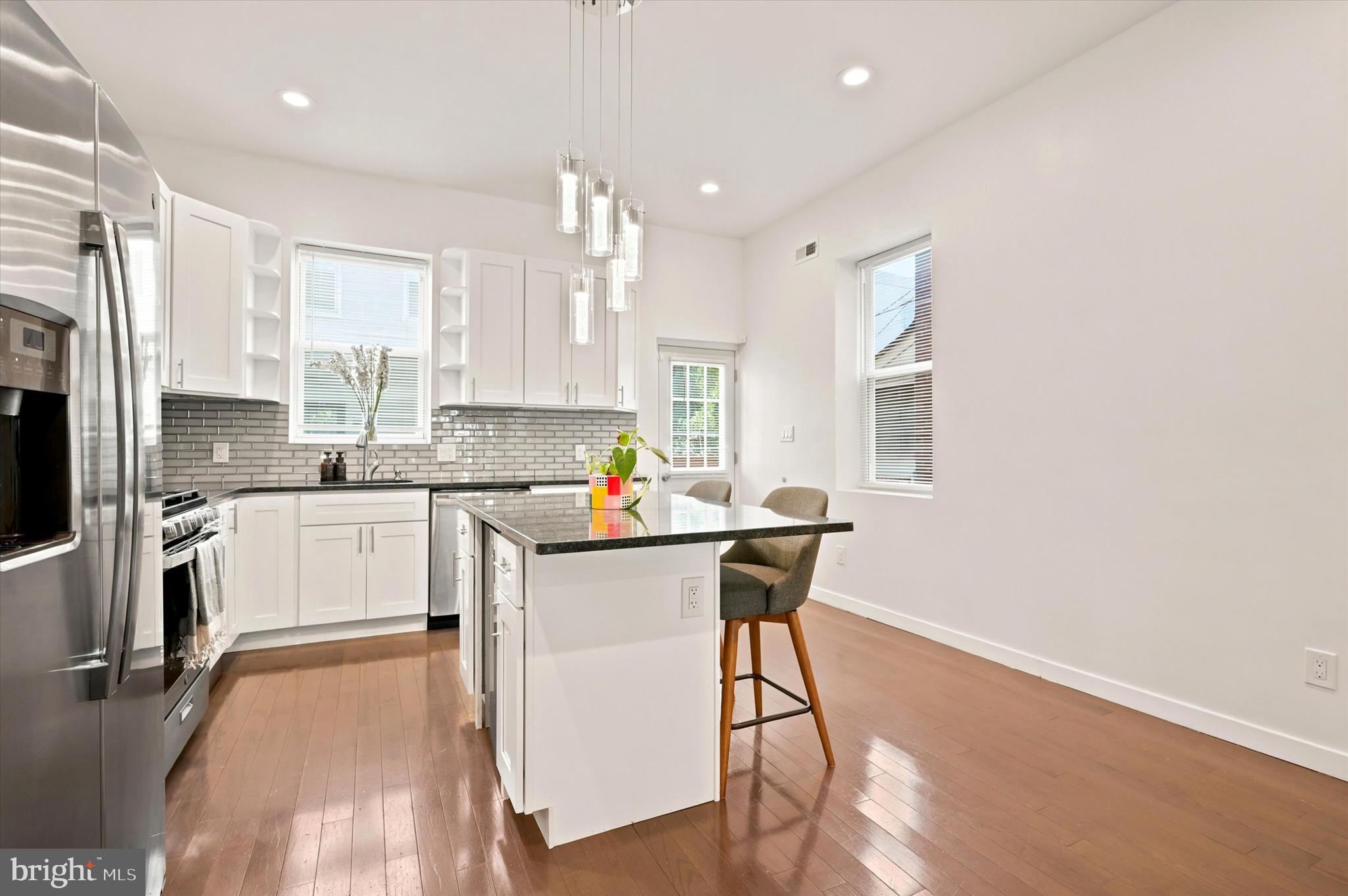 GARDEN COURT - Residential