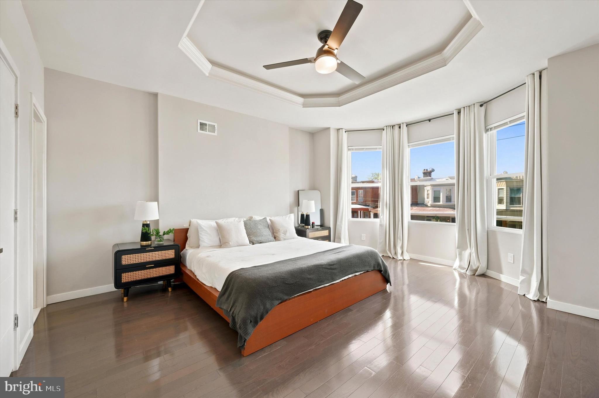 GARDEN COURT - Residential