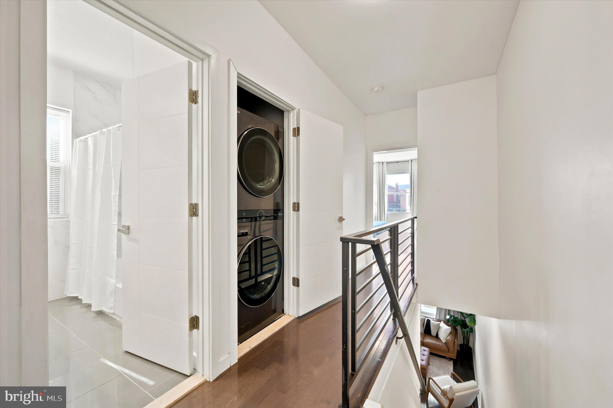 GARDEN COURT - Residential