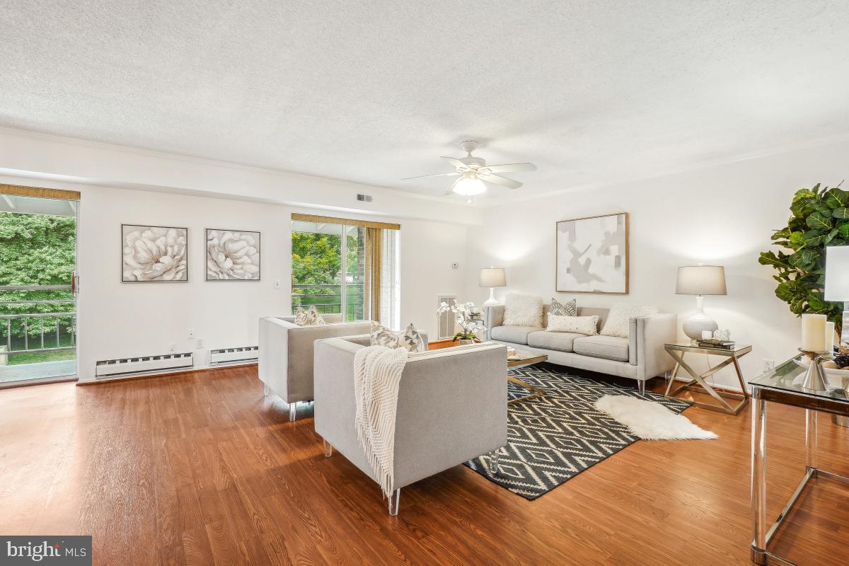 LEISURE WORLD - Residential