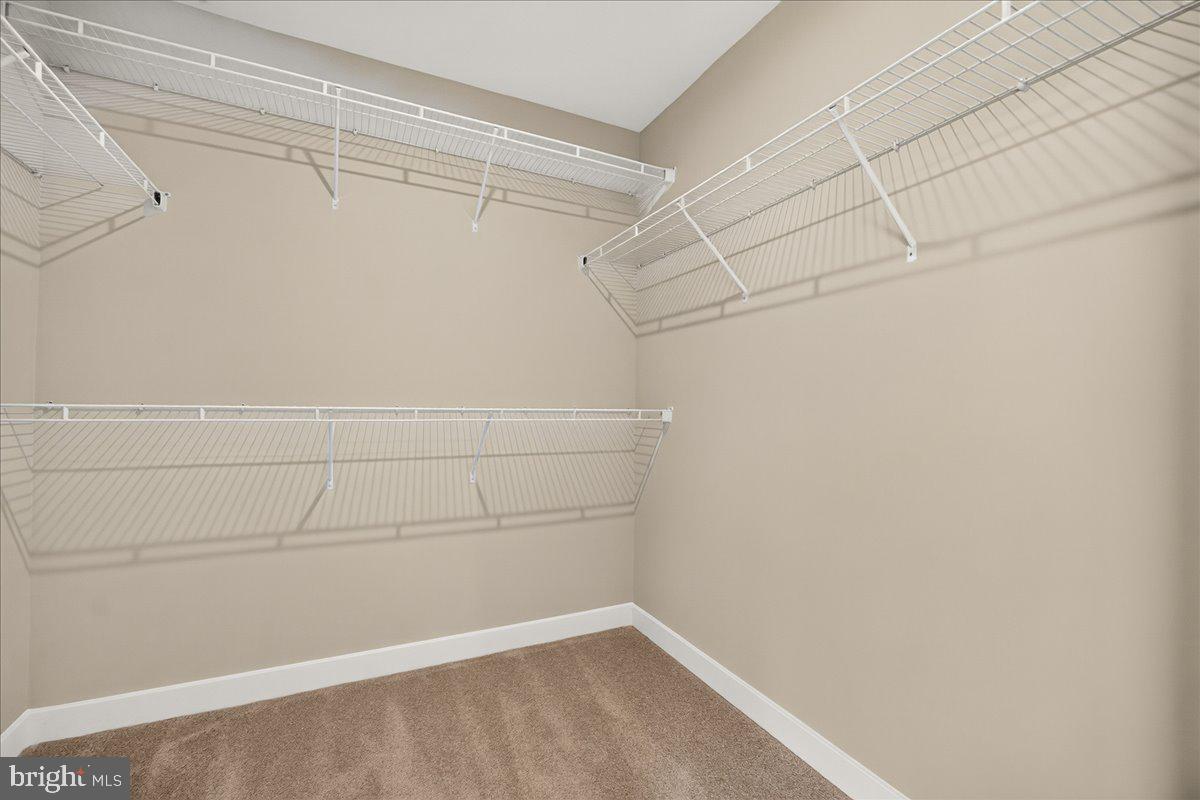 SYCAMORE RIDGE - Residential Lease
