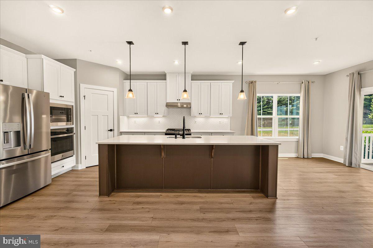 SYCAMORE RIDGE - Residential Lease