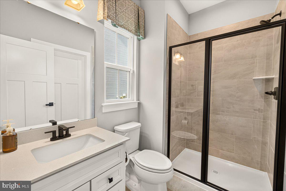 SYCAMORE RIDGE - Residential Lease
