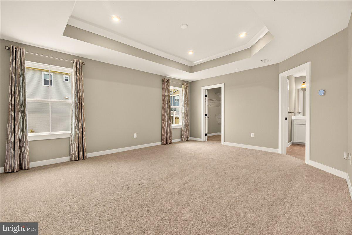 SYCAMORE RIDGE - Residential Lease