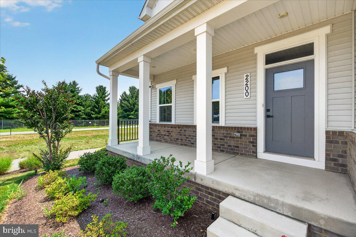 SYCAMORE RIDGE - Residential Lease