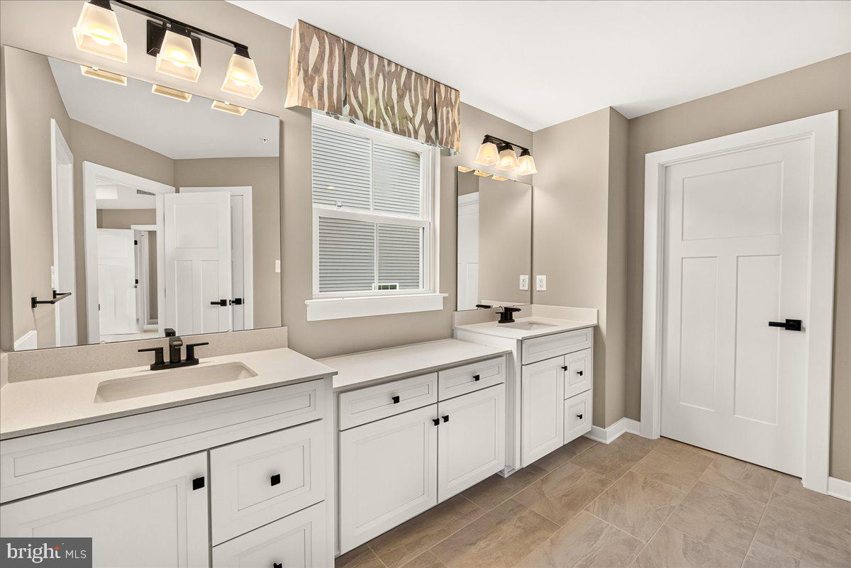 SYCAMORE RIDGE - Residential Lease