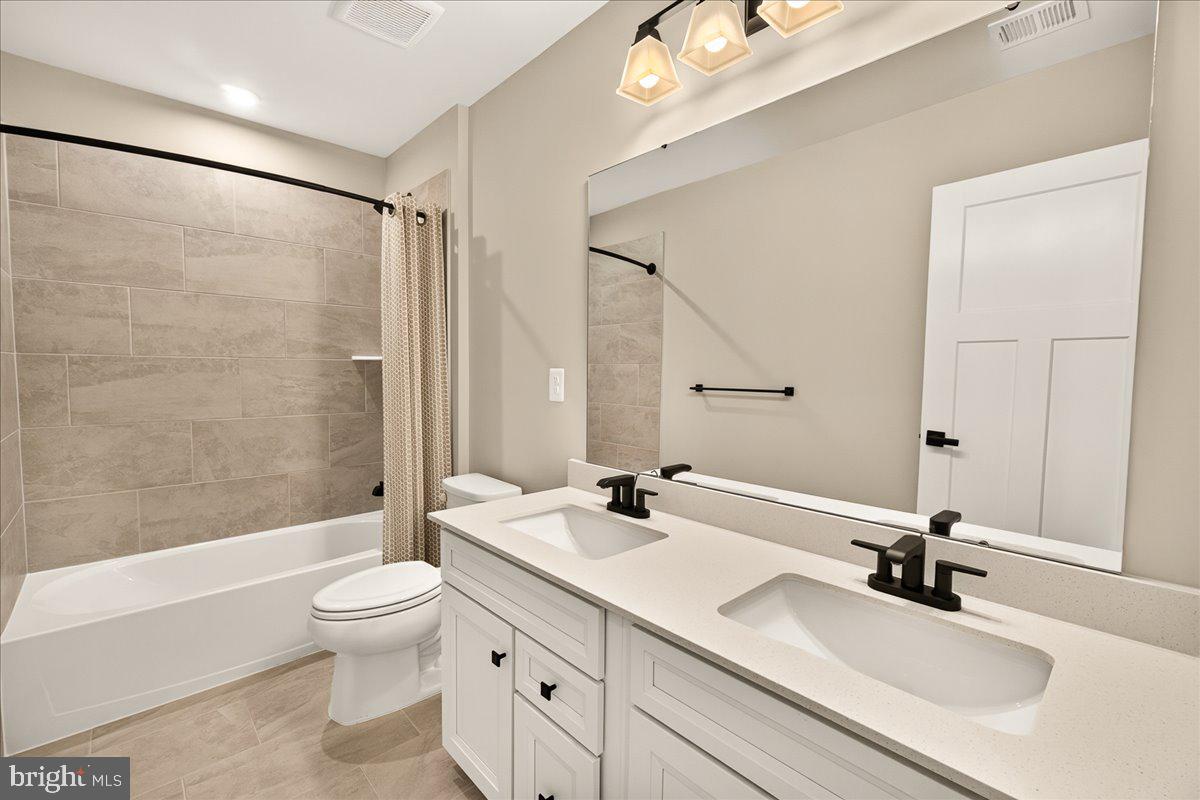 SYCAMORE RIDGE - Residential Lease