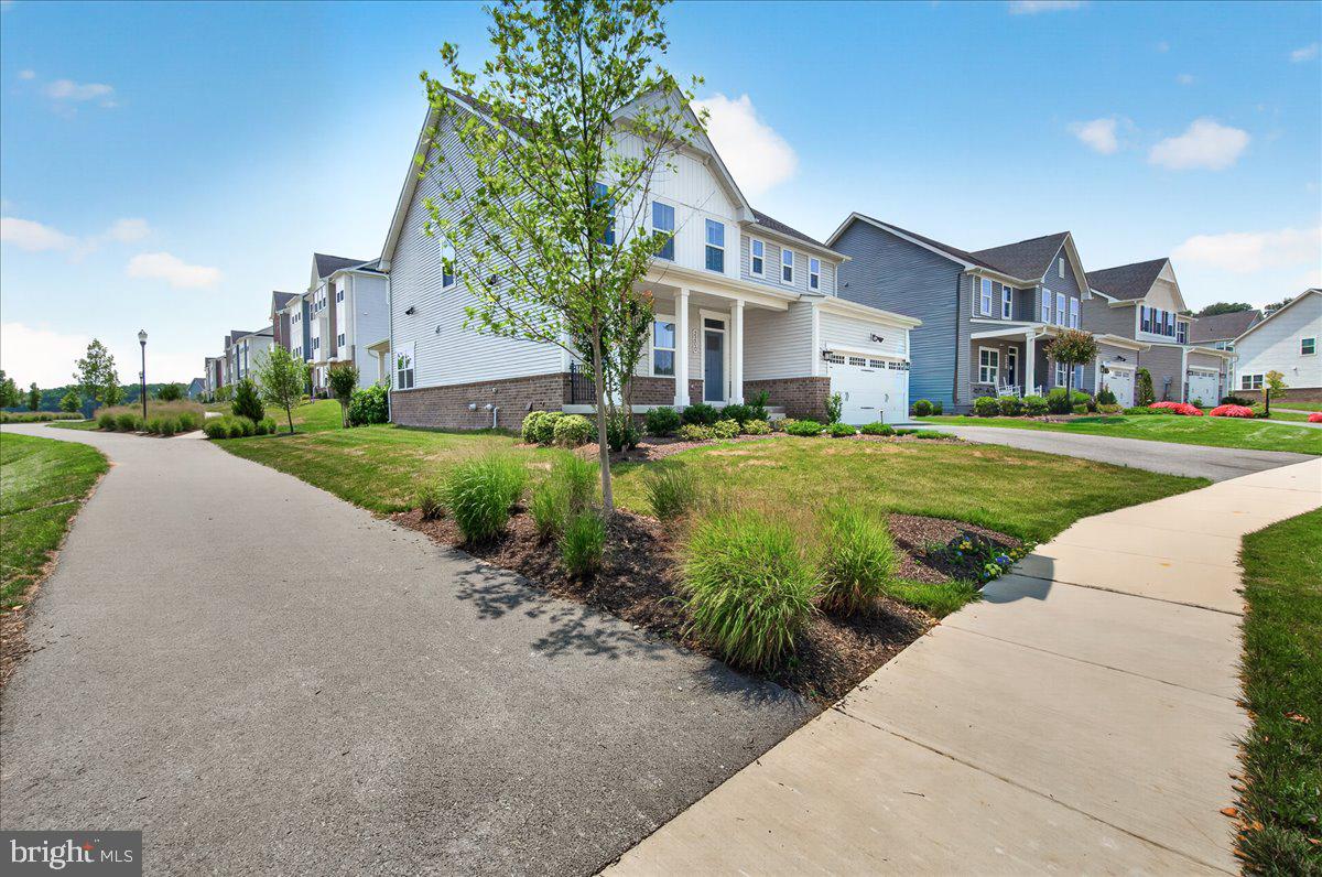 SYCAMORE RIDGE - Residential Lease
